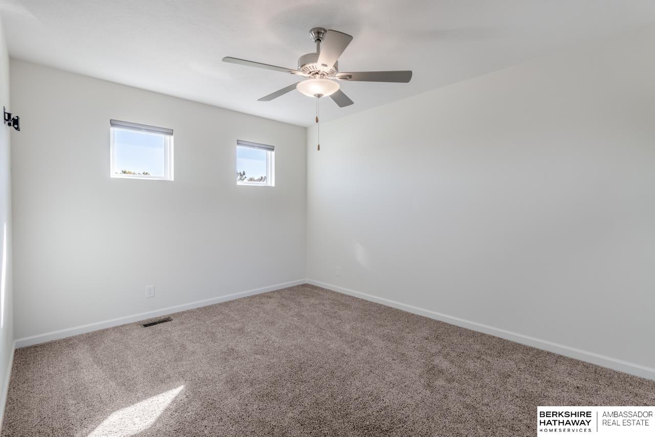 Papillion, Nebraska 68046, United States, 4 Bedrooms Bedrooms, ,3 BathroomsBathrooms,Residential,Active,232736