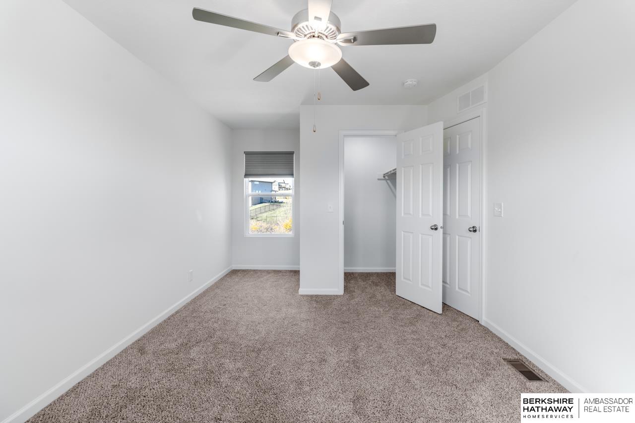 Papillion, Nebraska 68046, United States, 4 Bedrooms Bedrooms, ,3 BathroomsBathrooms,Residential,Active,232736