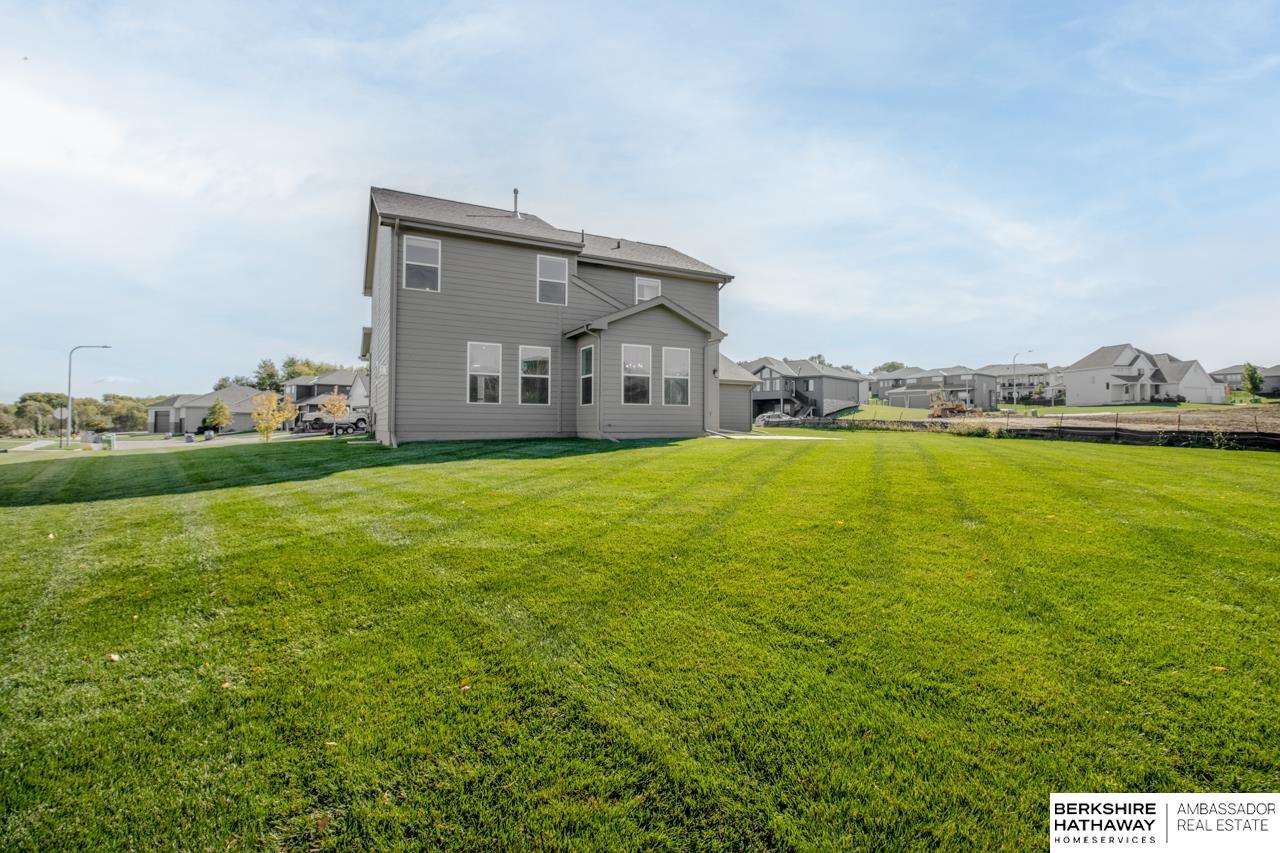 Papillion, Nebraska 68046, United States, 4 Bedrooms Bedrooms, ,3 BathroomsBathrooms,Residential,Active,232736