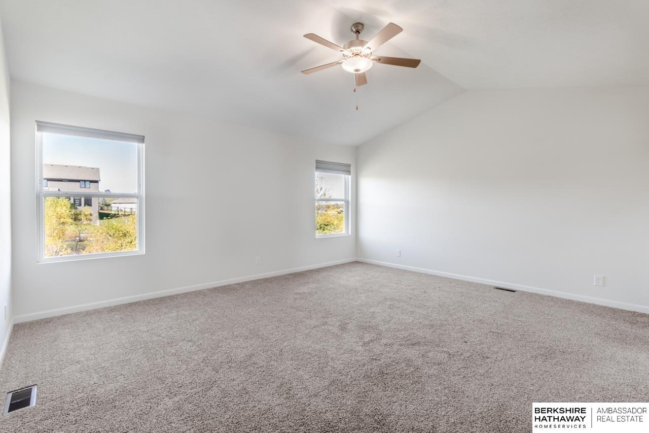 Papillion, Nebraska 68046, United States, 4 Bedrooms Bedrooms, ,3 BathroomsBathrooms,Residential,Active,232736