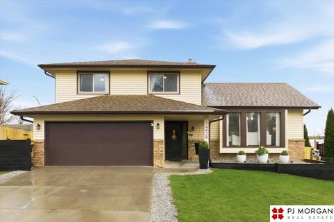 Photo of 14929 Polk Street, Omaha, NE 68137 (MLS # 22609673)