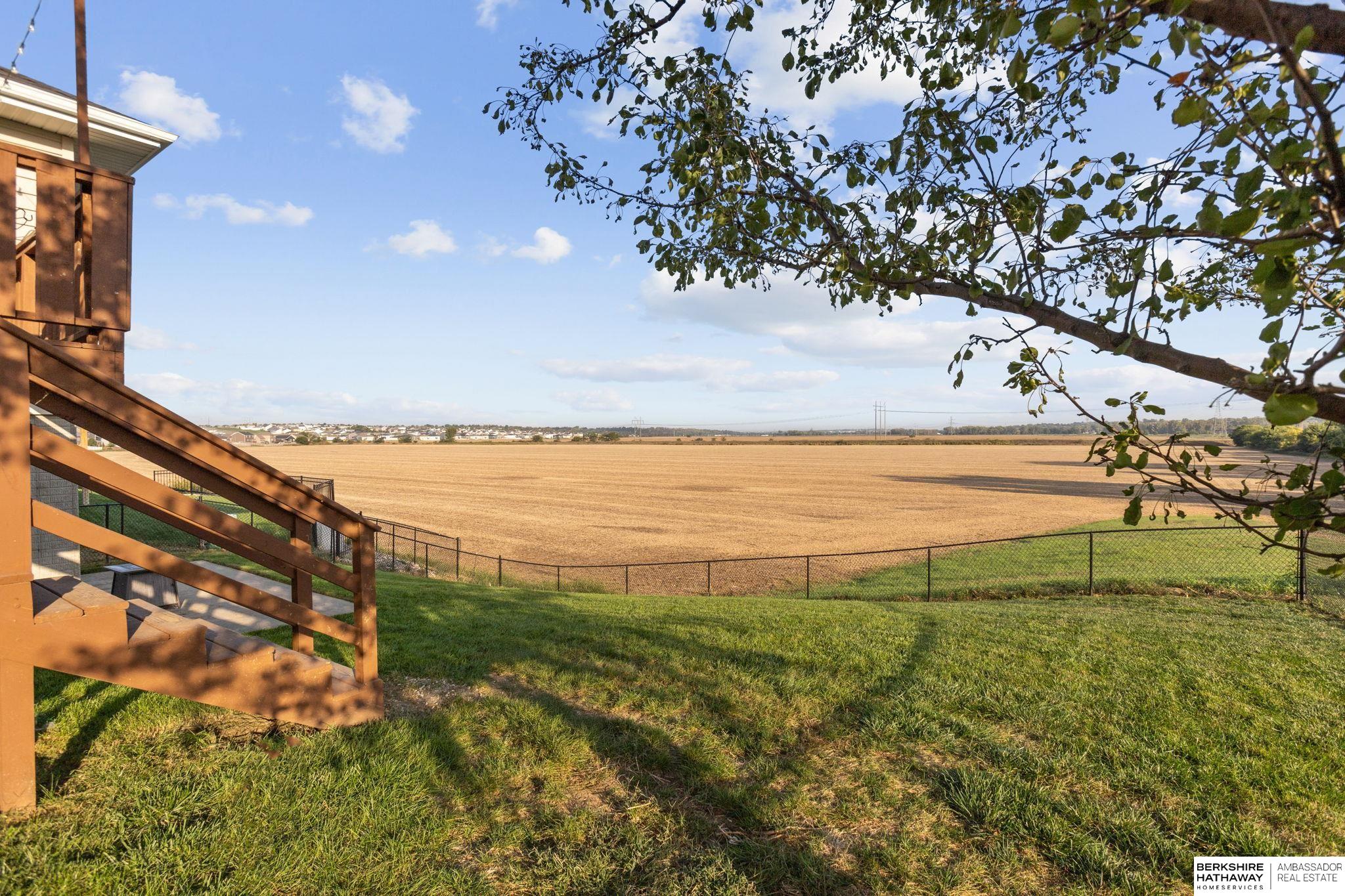 Papillion, Nebraska 68133, United States, 4 Bedrooms Bedrooms, ,3 BathroomsBathrooms,Residential,Active,222313