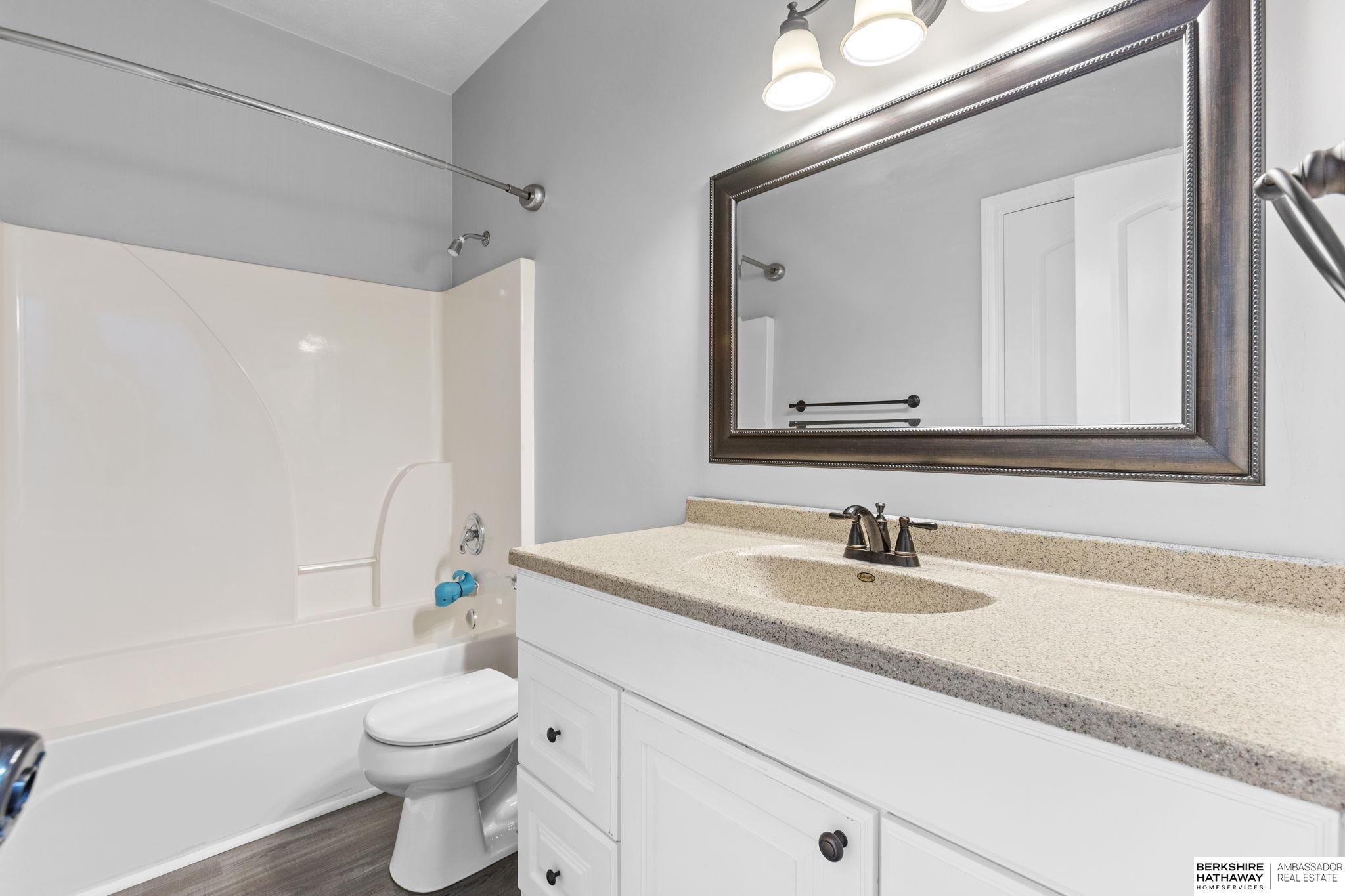 Papillion, Nebraska 68133, United States, 4 Bedrooms Bedrooms, ,3 BathroomsBathrooms,Residential,Active,222313