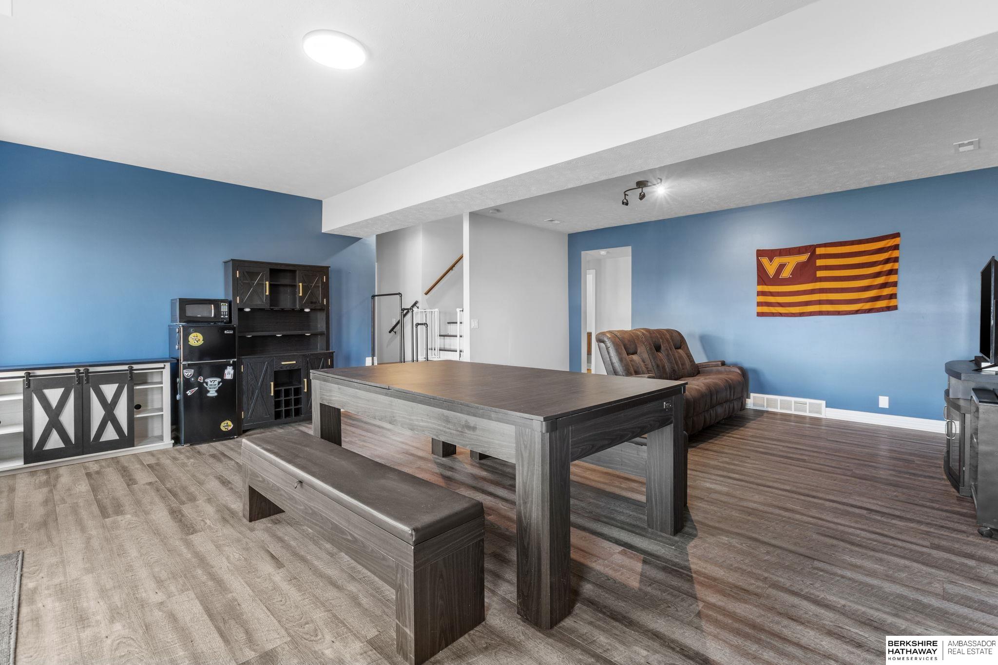 Papillion, Nebraska 68133, United States, 4 Bedrooms Bedrooms, ,3 BathroomsBathrooms,Residential,Active,222313