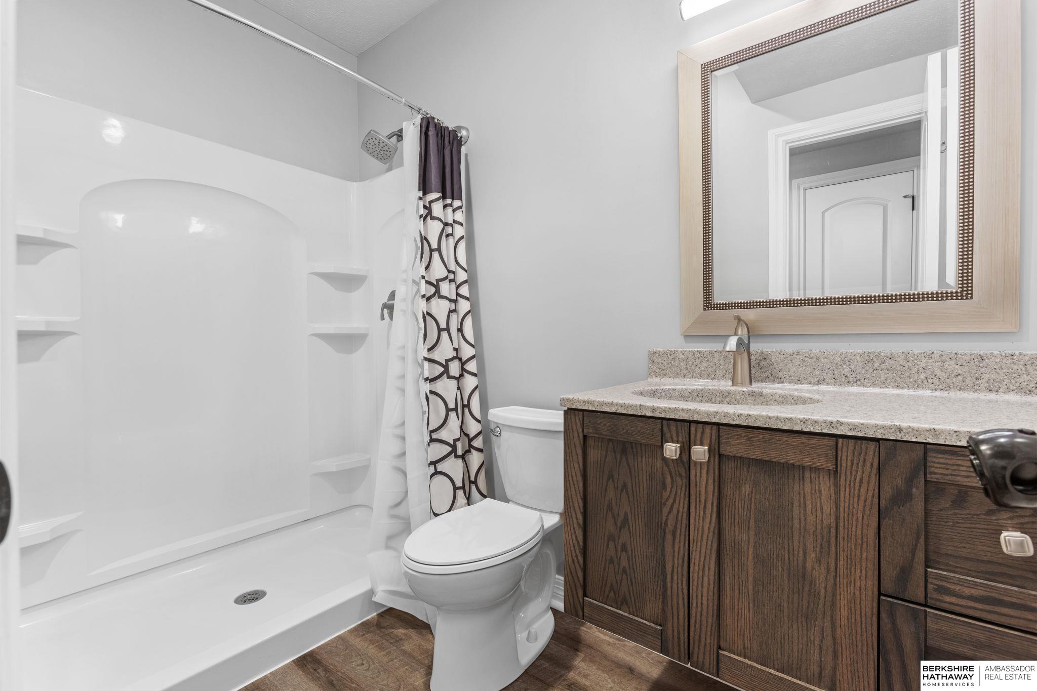 Papillion, Nebraska 68133, United States, 4 Bedrooms Bedrooms, ,3 BathroomsBathrooms,Residential,Active,222313