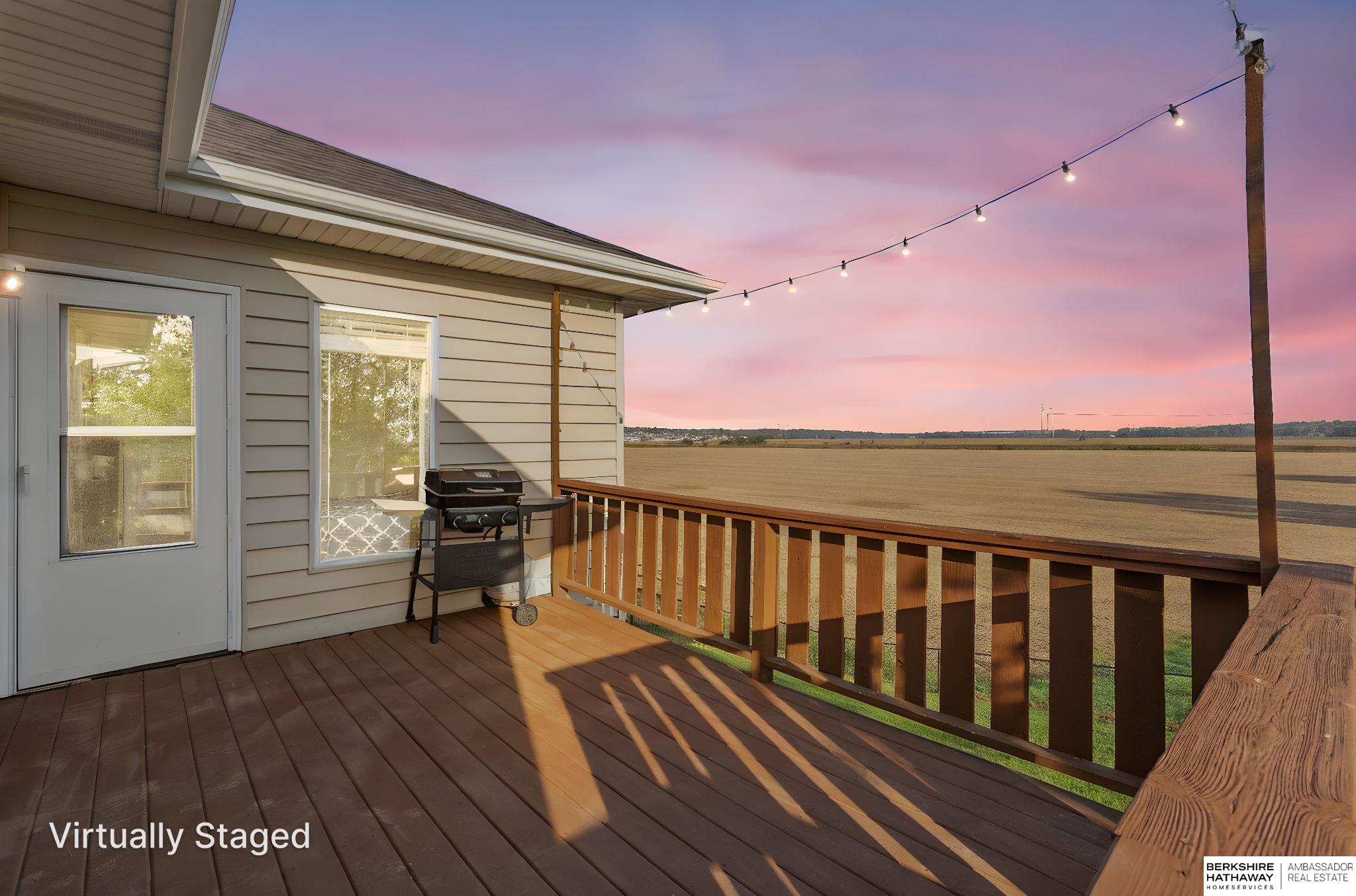 Papillion, Nebraska 68133, United States, 4 Bedrooms Bedrooms, ,3 BathroomsBathrooms,Residential,Active,222313