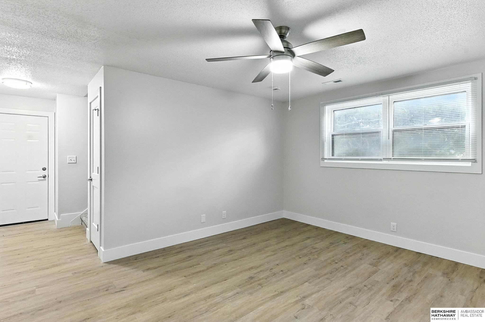 Lincoln, Nebraska 68510, United States, 3 Bedrooms Bedrooms, ,2 BathroomsBathrooms,Residential,Active,192642