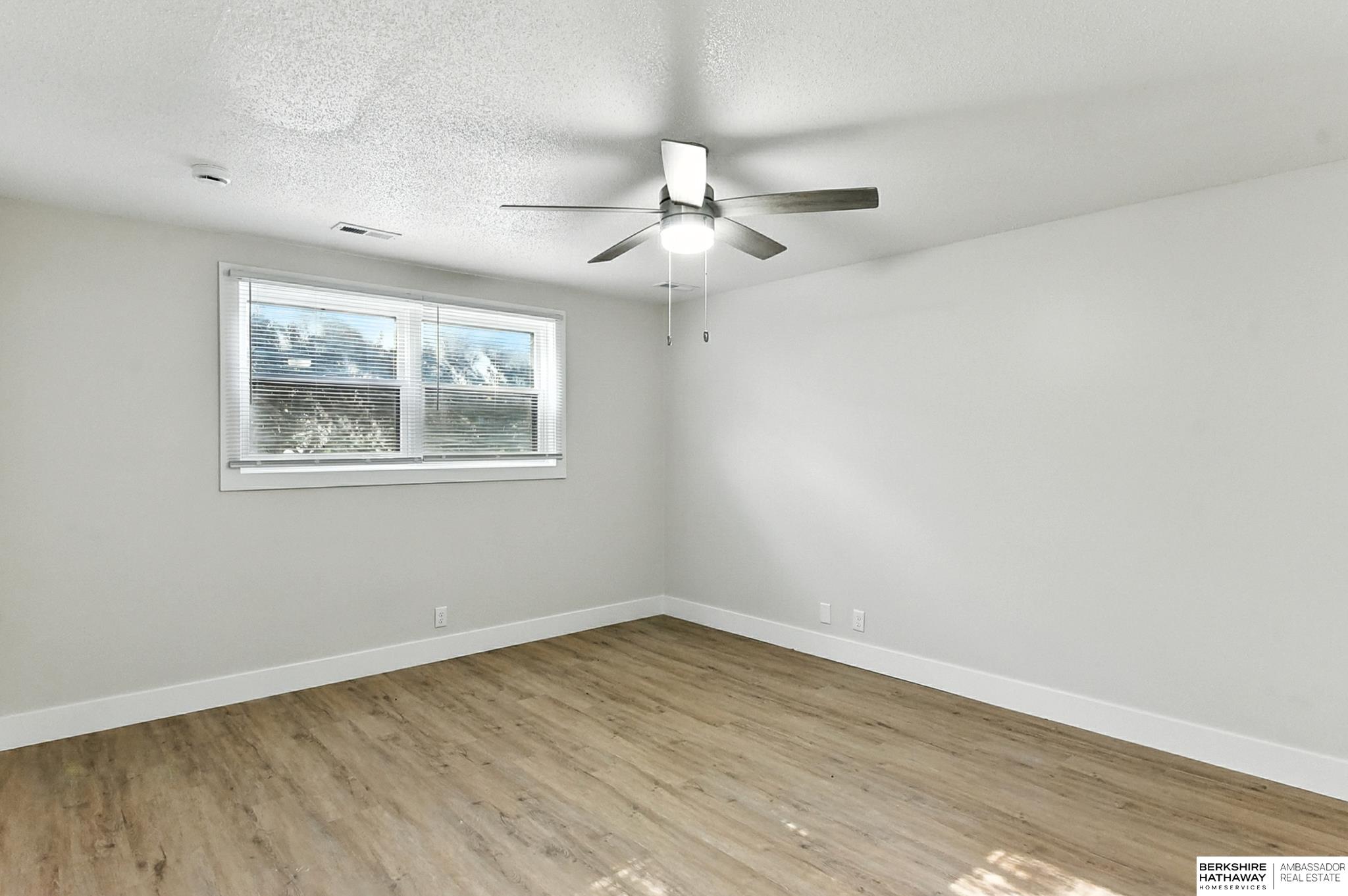 Lincoln, Nebraska 68510, United States, 3 Bedrooms Bedrooms, ,2 BathroomsBathrooms,Residential,Active,192642