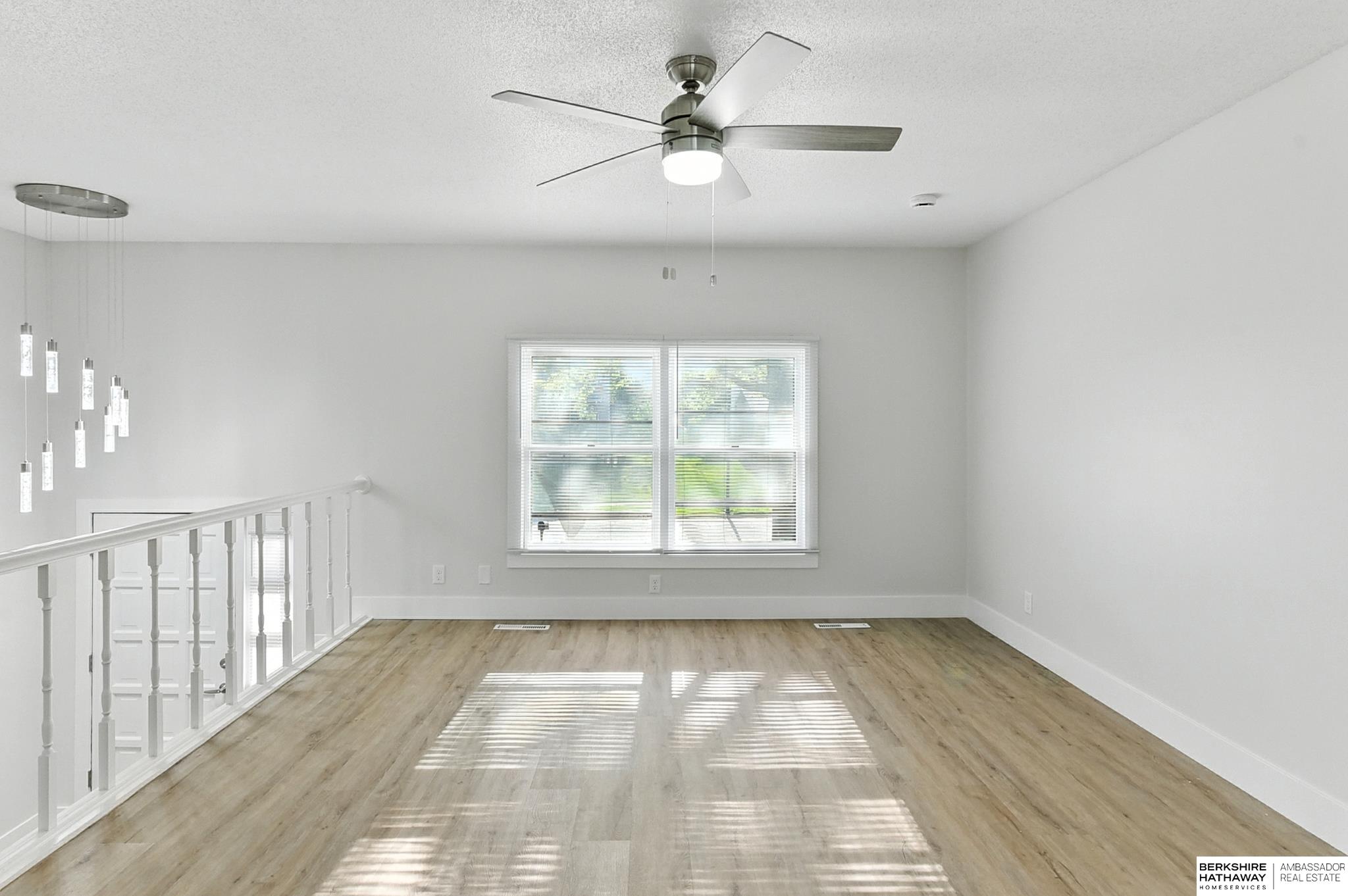 Lincoln, Nebraska 68510, United States, 3 Bedrooms Bedrooms, ,2 BathroomsBathrooms,Residential,Active,192642