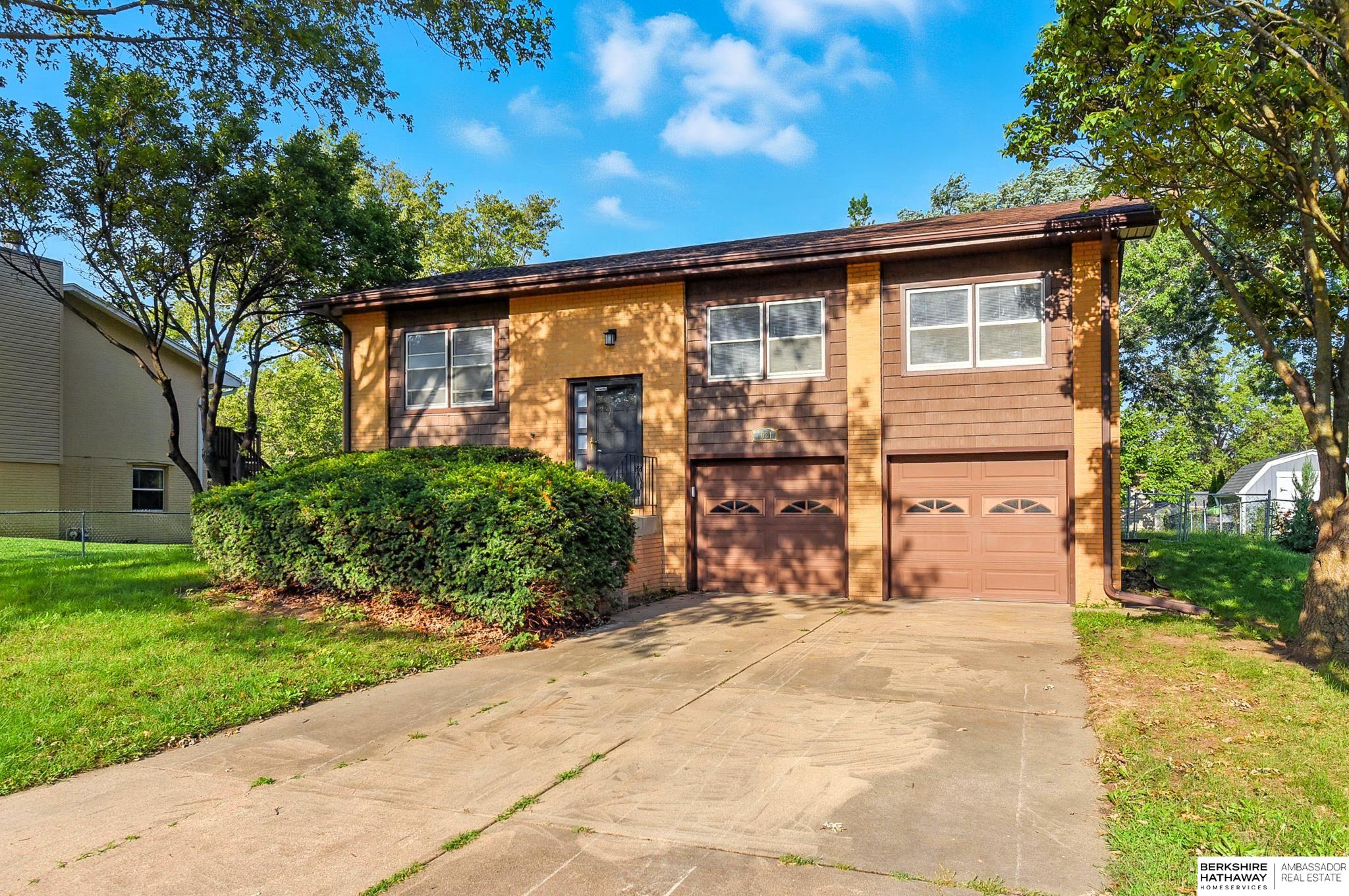 Lincoln, Nebraska 68510, United States, 3 Bedrooms Bedrooms, ,2 BathroomsBathrooms,Residential,Active,192642