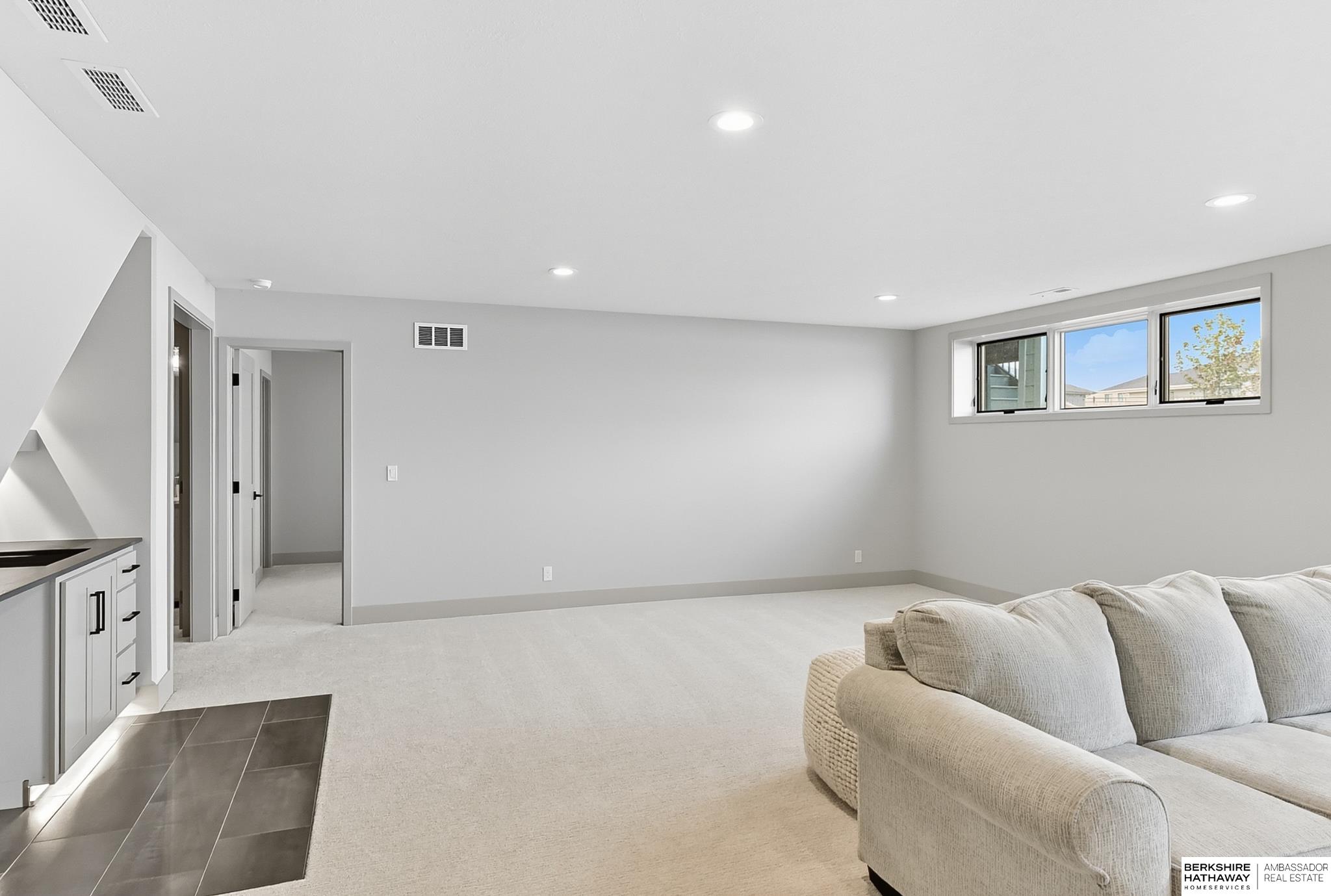 Papillion, Nebraska 68046, United States, 4 Bedrooms Bedrooms, ,2 BathroomsBathrooms,Residential,Active,127088