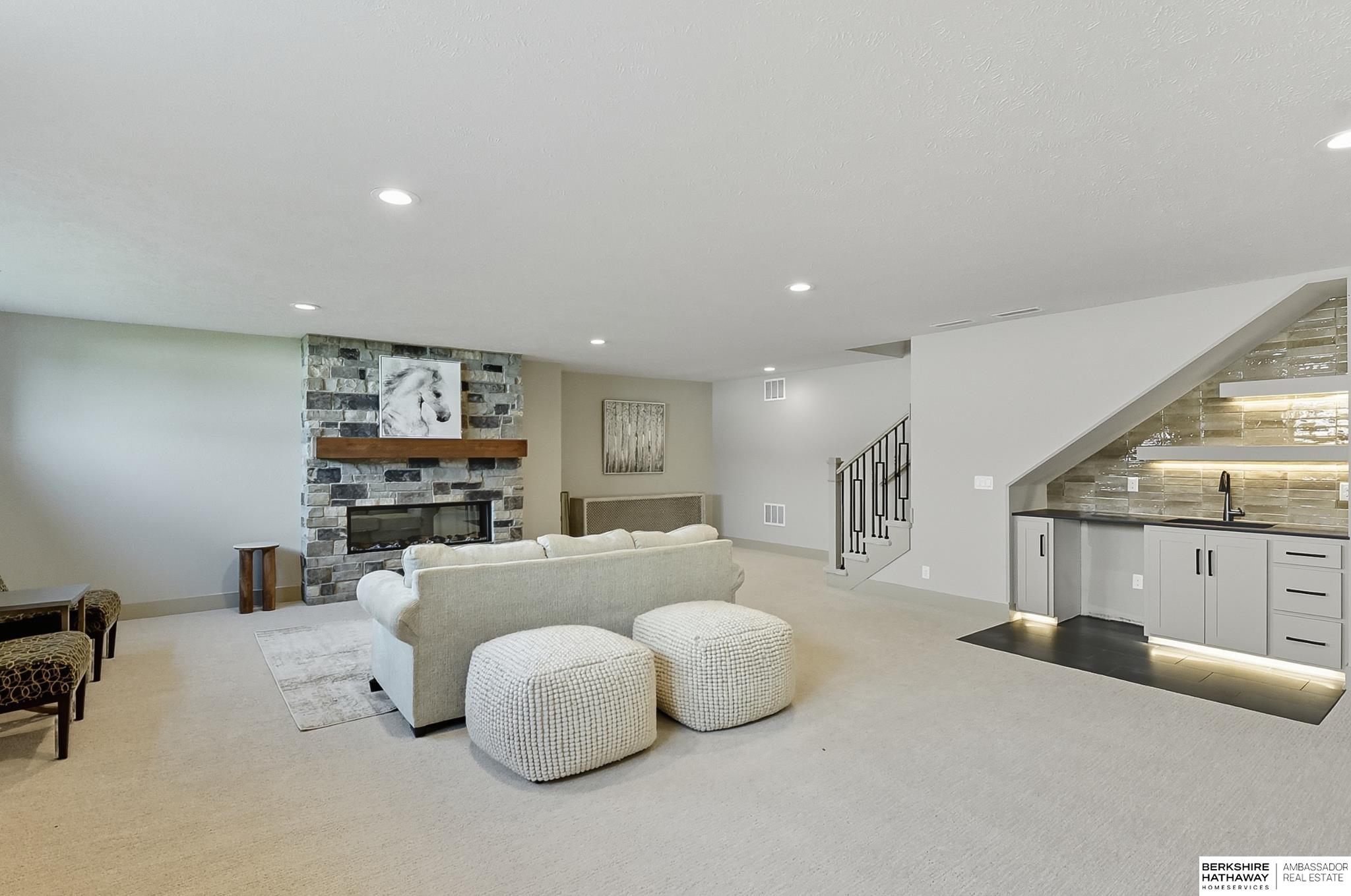 Papillion, Nebraska 68046, United States, 4 Bedrooms Bedrooms, ,2 BathroomsBathrooms,Residential,Active,127088