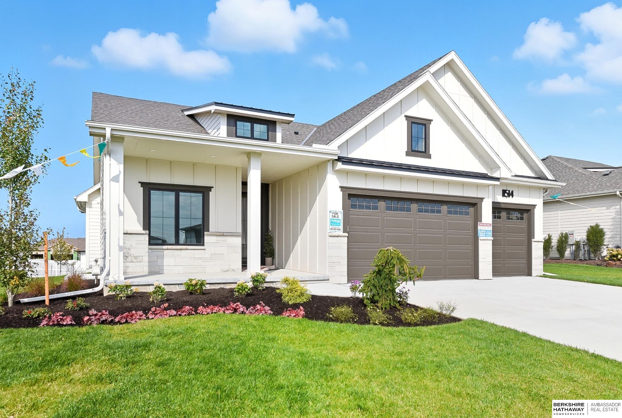 Papillion, Nebraska 68046, United States, 4 Bedrooms Bedrooms, ,2 BathroomsBathrooms,Residential,Active,127088