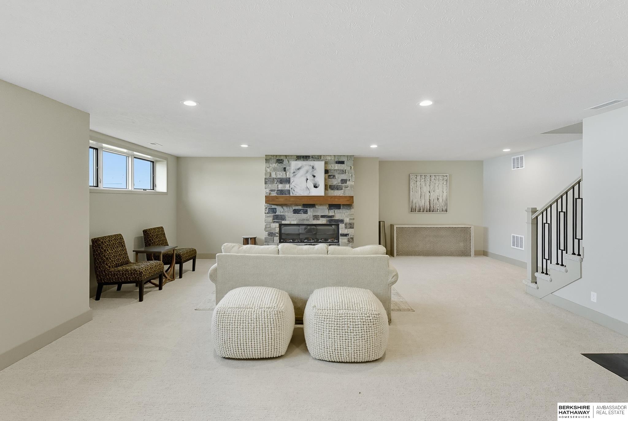 Papillion, Nebraska 68046, United States, 4 Bedrooms Bedrooms, ,2 BathroomsBathrooms,Residential,Active,127088