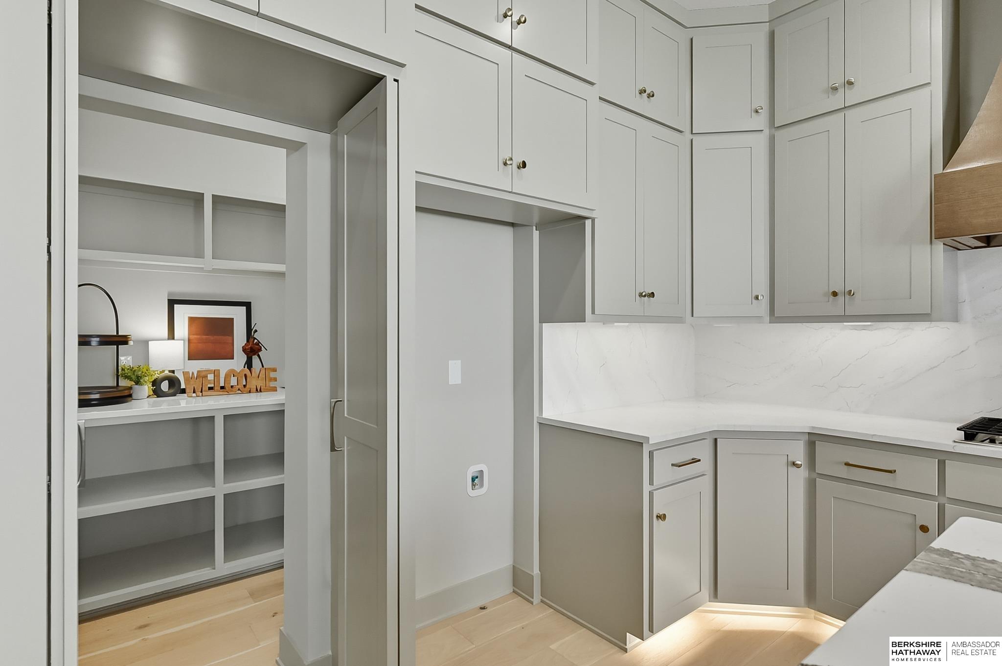 Papillion, Nebraska 68046, United States, 4 Bedrooms Bedrooms, ,2 BathroomsBathrooms,Residential,Active,127088