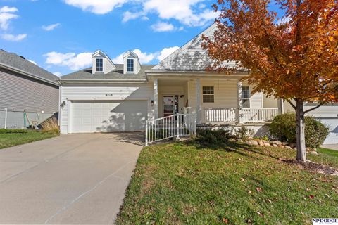 Photo of 8912 Wyoming Street, Omaha, NE 68122 (MLS # 22530531)