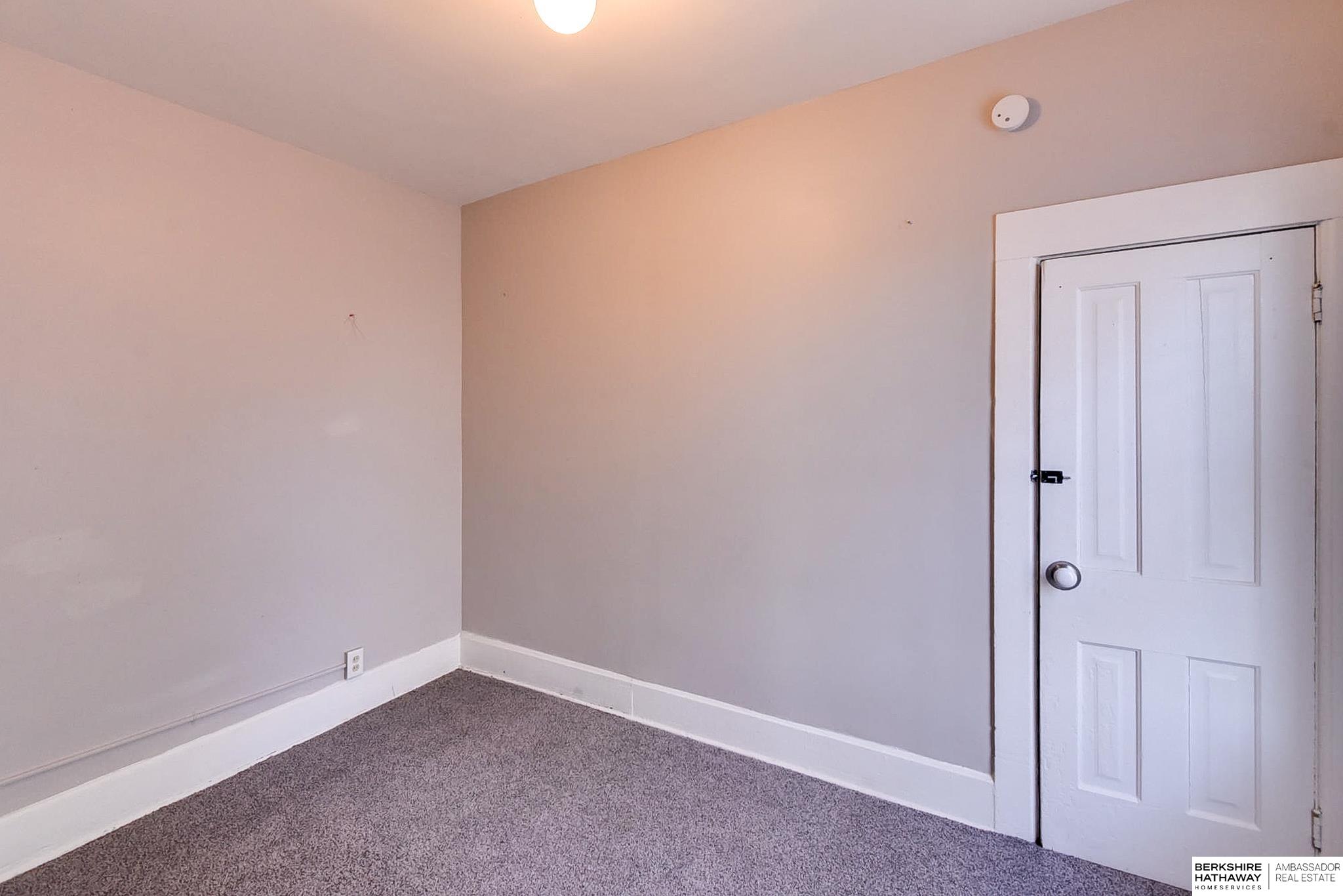 Omaha, Nebraska 68107, United States, 10 Bedrooms Bedrooms, ,4 BathroomsBathrooms,Residential,Active,86492