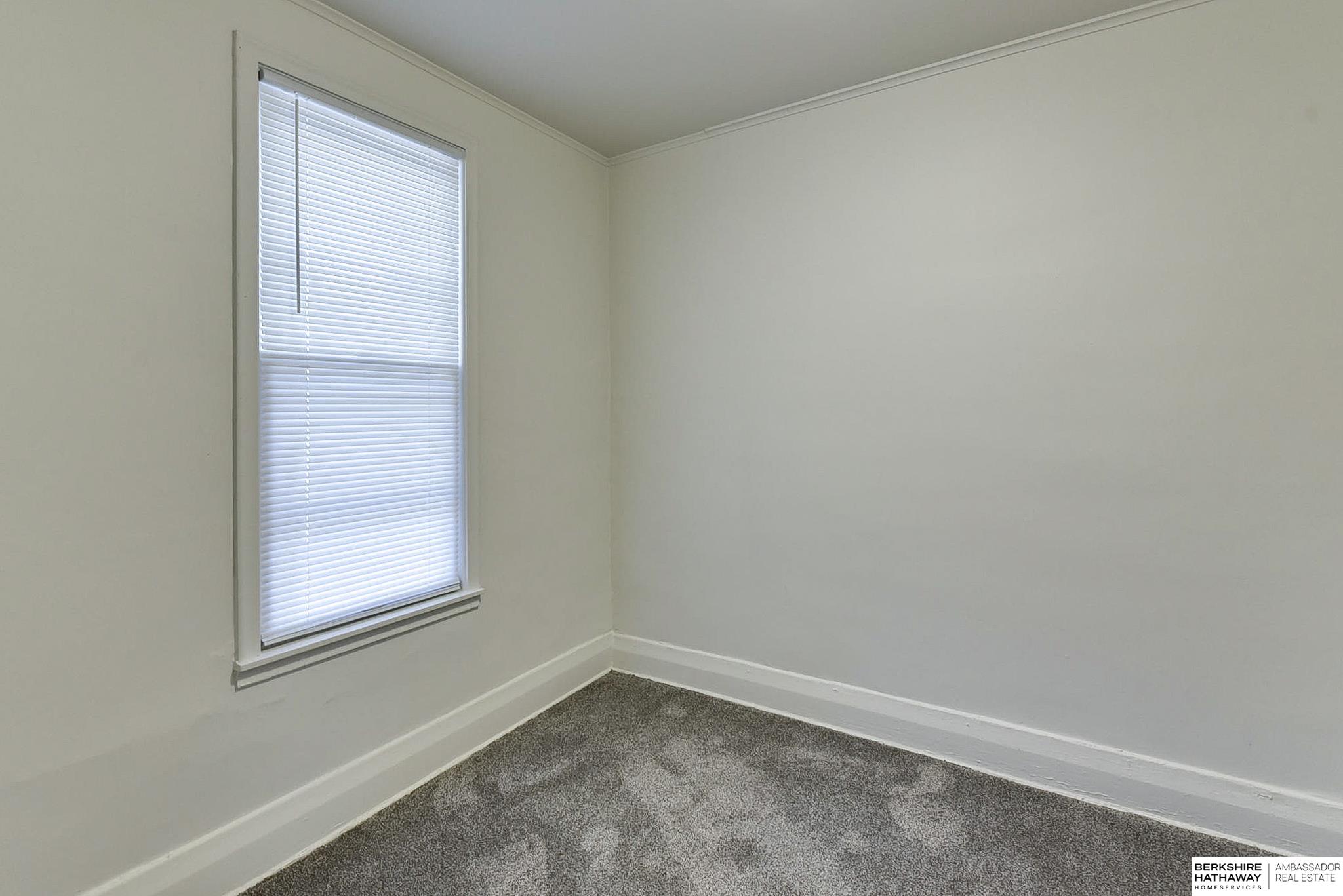 Omaha, Nebraska 68107, United States, 10 Bedrooms Bedrooms, ,4 BathroomsBathrooms,Residential,Active,86492