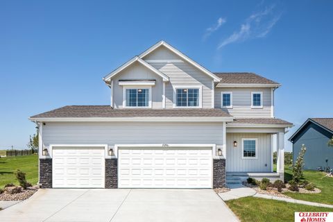 Photo of 16921 Curtis Avenue, Omaha, NE 68116 (MLS # 22508369)