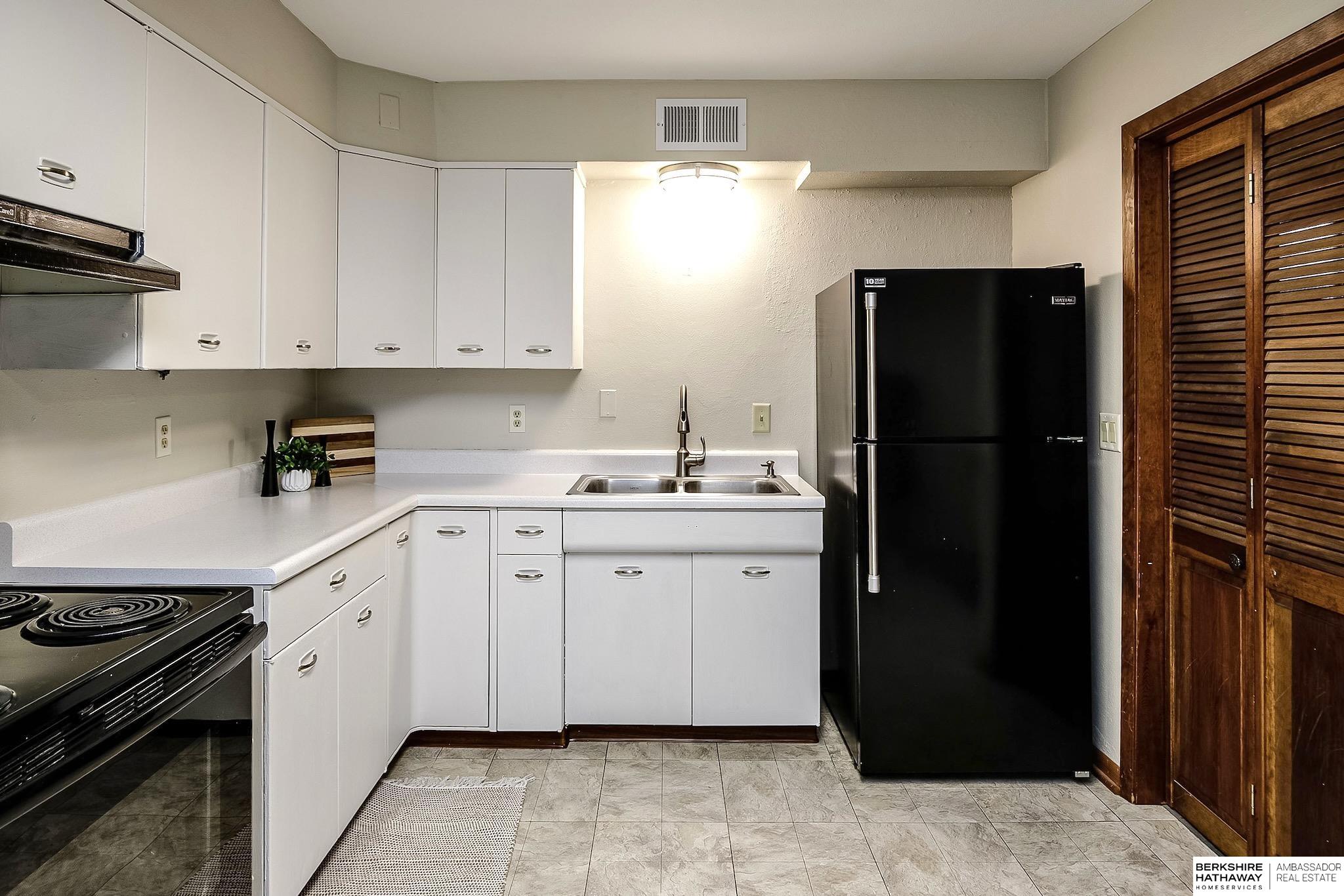 Yutan, Nebraska 68073, United States, 2 Bedrooms Bedrooms, ,2 BathroomsBathrooms,Residential,Pending,199579