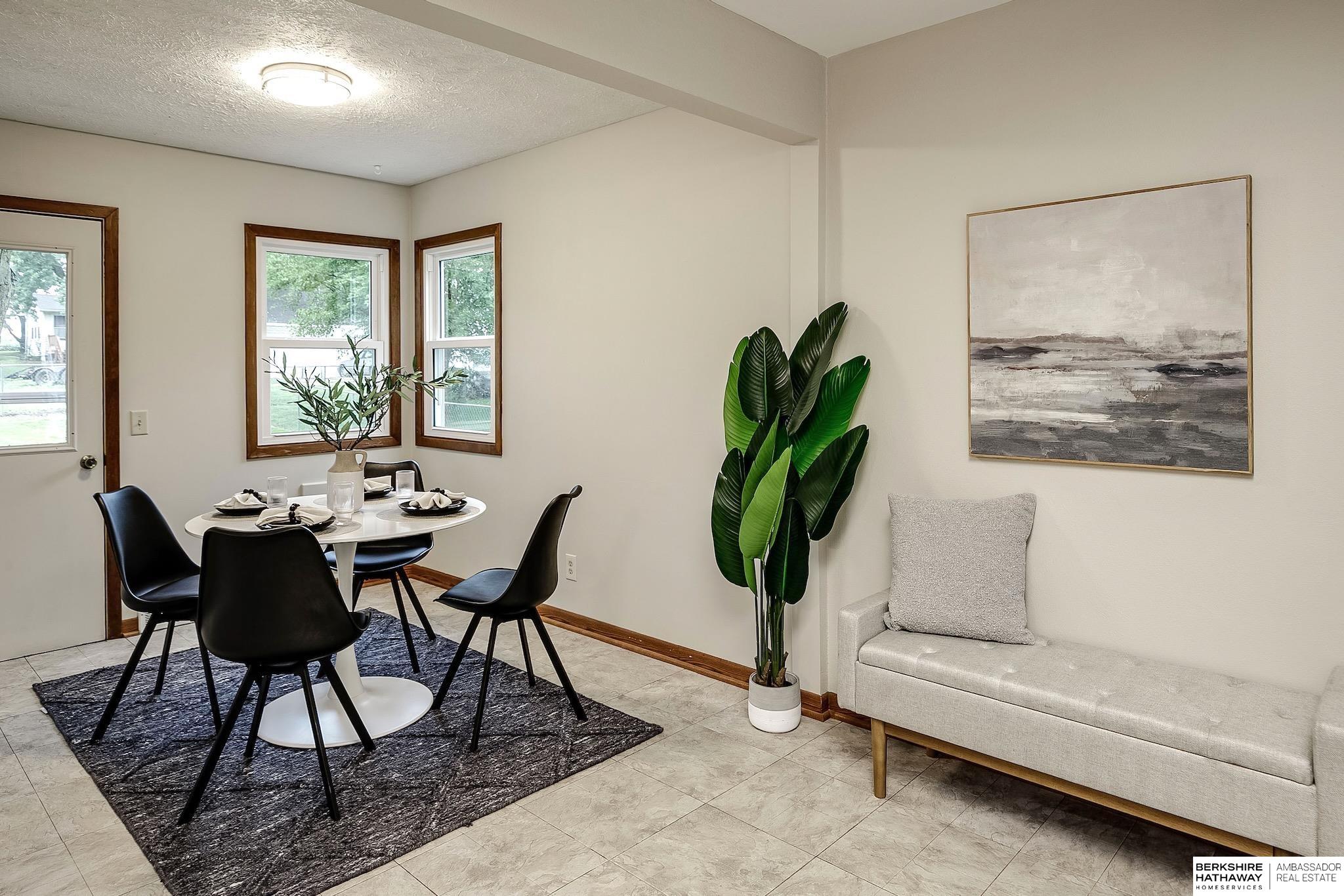 Yutan, Nebraska 68073, United States, 2 Bedrooms Bedrooms, ,2 BathroomsBathrooms,Residential,Pending,199579