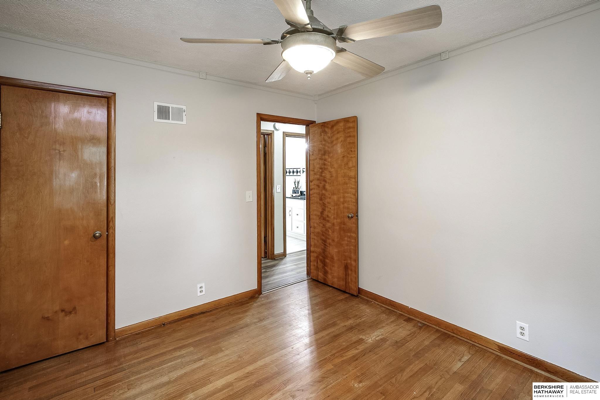 Yutan, Nebraska 68073, United States, 2 Bedrooms Bedrooms, ,2 BathroomsBathrooms,Residential,Pending,199579