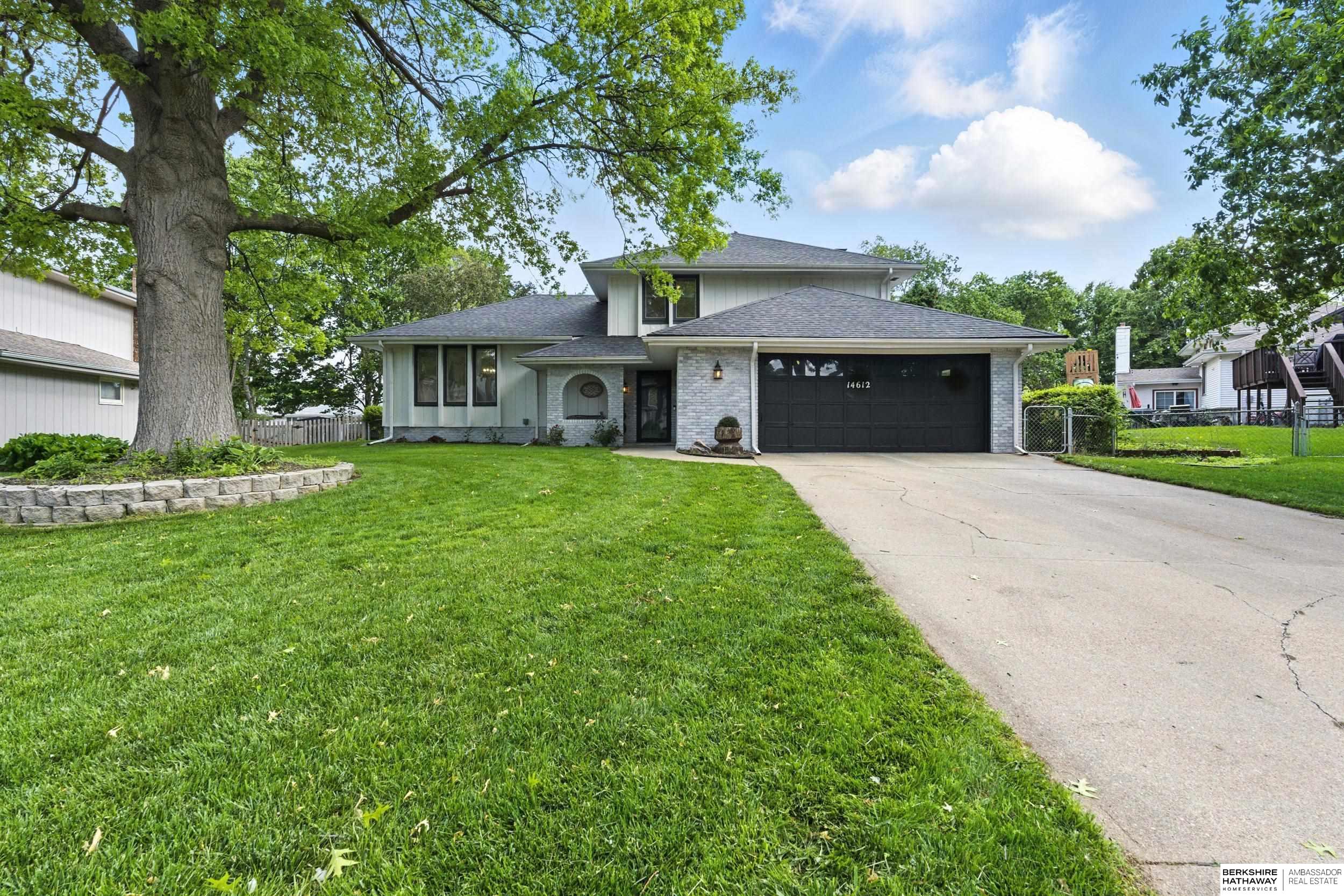 Omaha, Nebraska 68137, United States, 3 Bedrooms Bedrooms, ,2 BathroomsBathrooms,Residential,Pending,138921