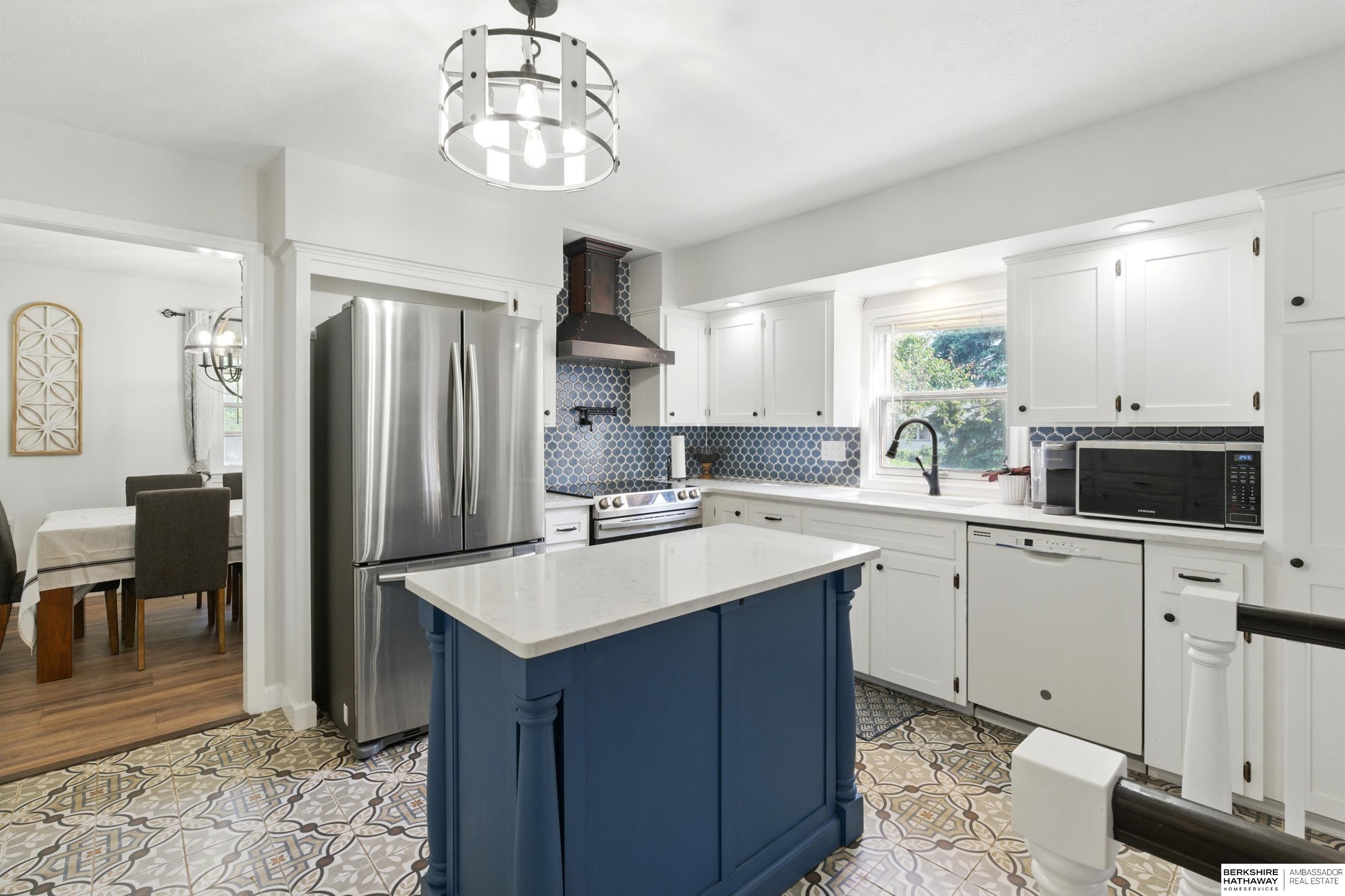 Omaha, Nebraska 68137, United States, 3 Bedrooms Bedrooms, ,2 BathroomsBathrooms,Residential,Pending,138921