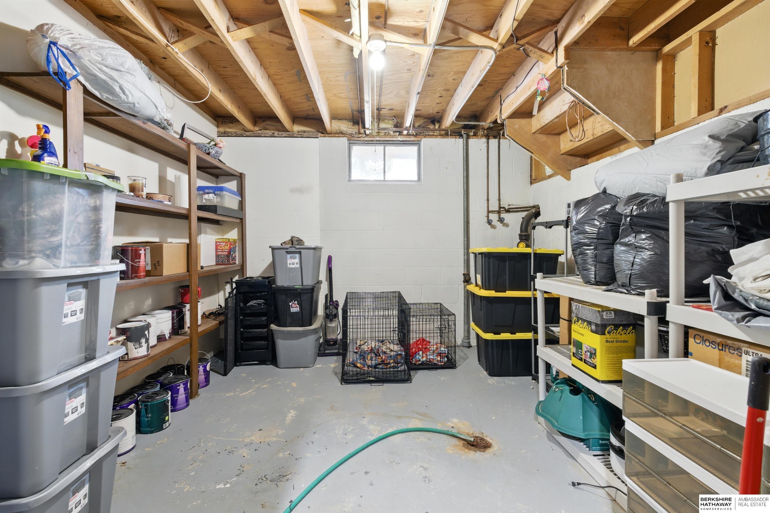 Omaha, Nebraska 68137, United States, 3 Bedrooms Bedrooms, ,2 BathroomsBathrooms,Residential,Pending,138921