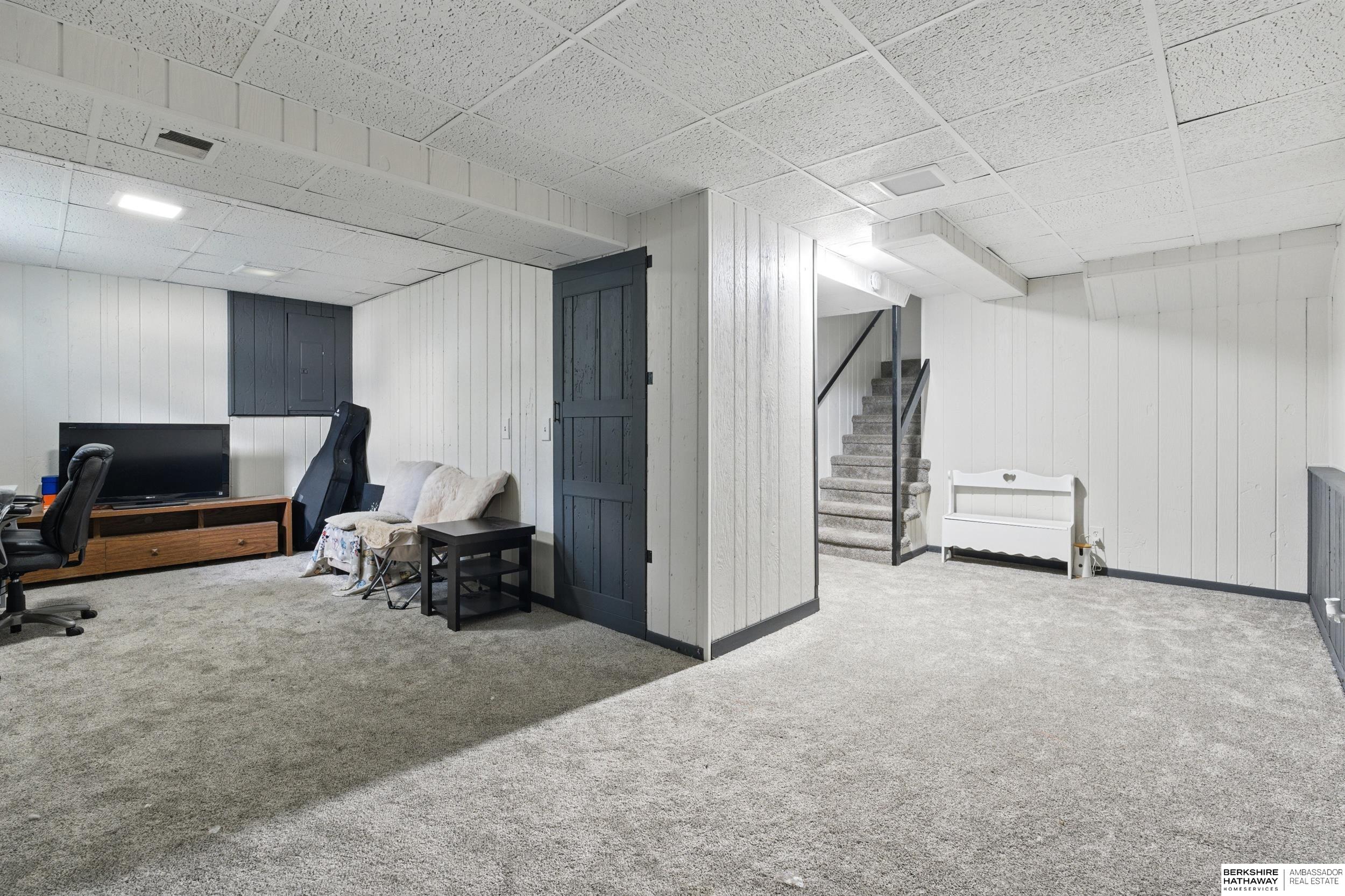 Omaha, Nebraska 68137, United States, 3 Bedrooms Bedrooms, ,2 BathroomsBathrooms,Residential,Pending,138921