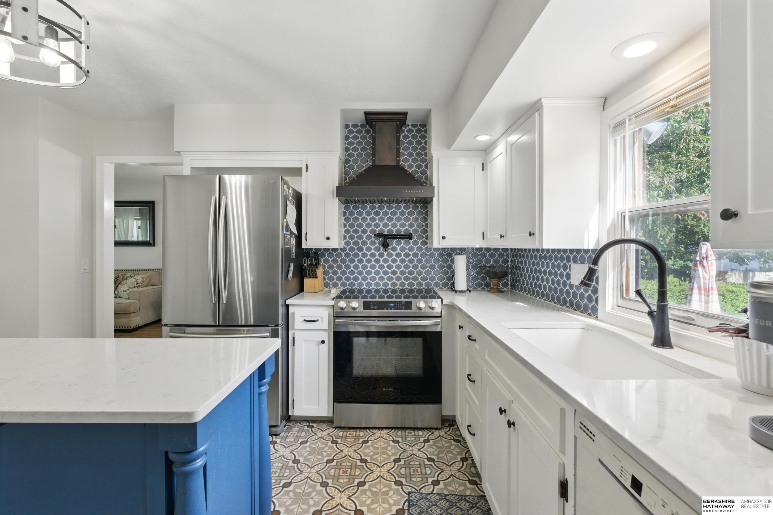 Omaha, Nebraska 68137, United States, 3 Bedrooms Bedrooms, ,2 BathroomsBathrooms,Residential,Pending,138921