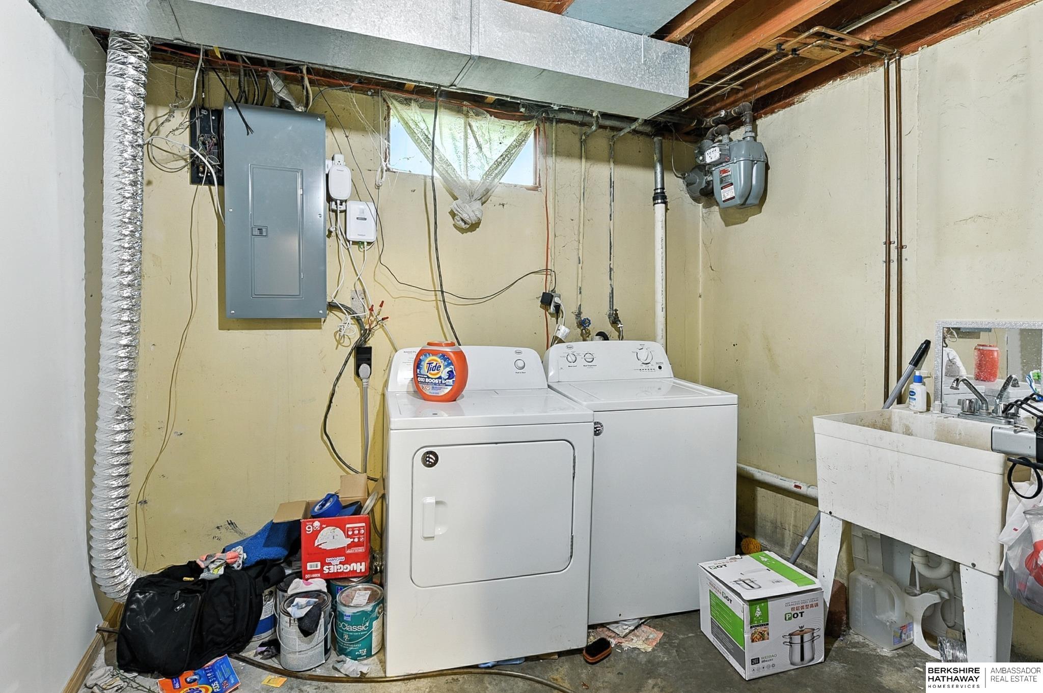 Bellevue, Nebraska 68147, United States, 3 Bedrooms Bedrooms, ,2 BathroomsBathrooms,Residential,Active,205649