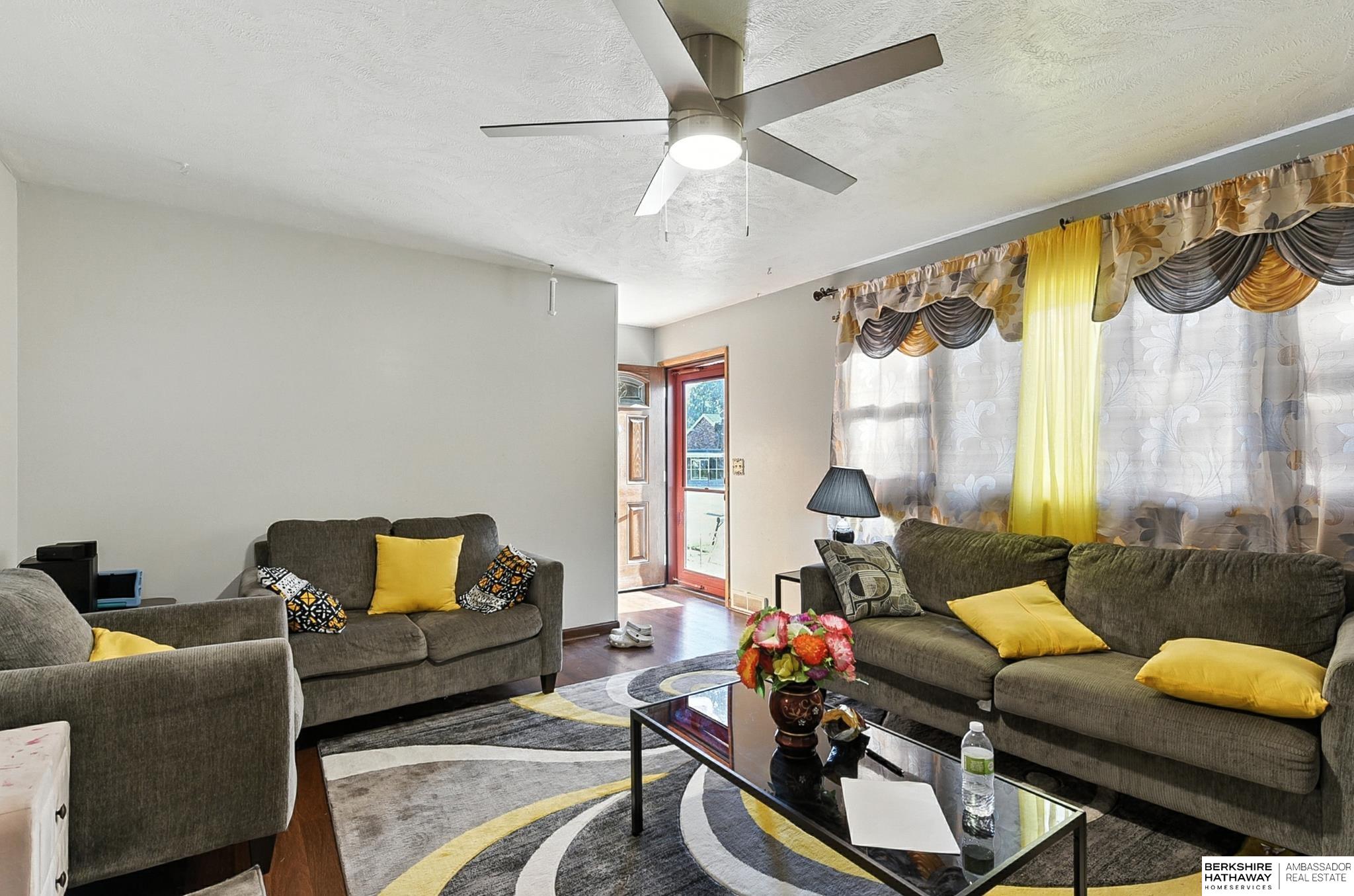 Bellevue, Nebraska 68147, United States, 3 Bedrooms Bedrooms, ,2 BathroomsBathrooms,Residential,Active,205649