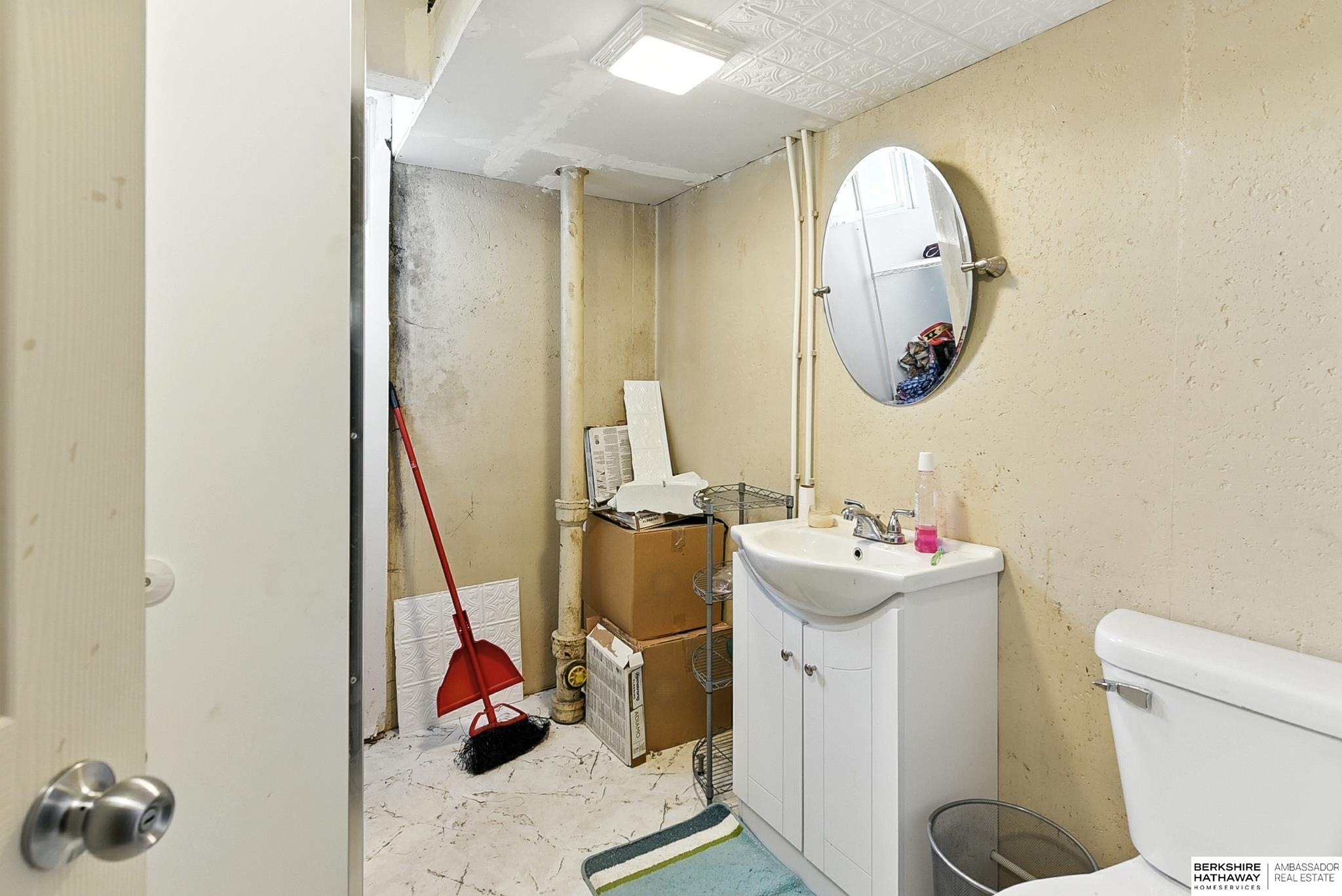 Bellevue, Nebraska 68147, United States, 3 Bedrooms Bedrooms, ,2 BathroomsBathrooms,Residential,Active,205649