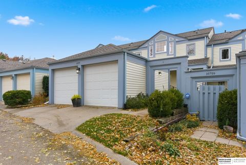 Photo of 10757 Berry Plaza, Omaha, NE 68127 (MLS # 22532365)