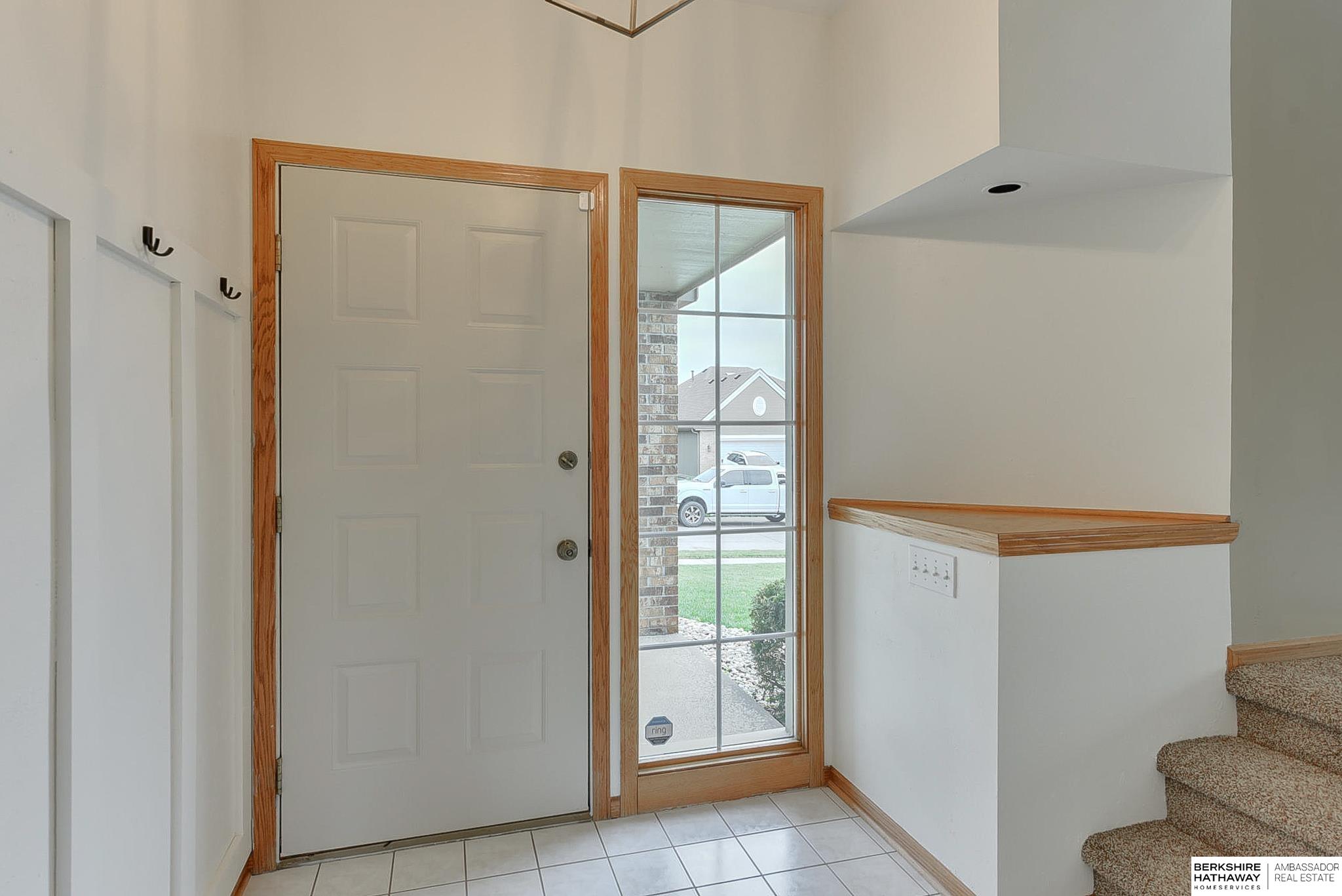 Omaha, Nebraska 68116, United States, 3 Bedrooms Bedrooms, ,2 BathroomsBathrooms,Residential,Pending,115550