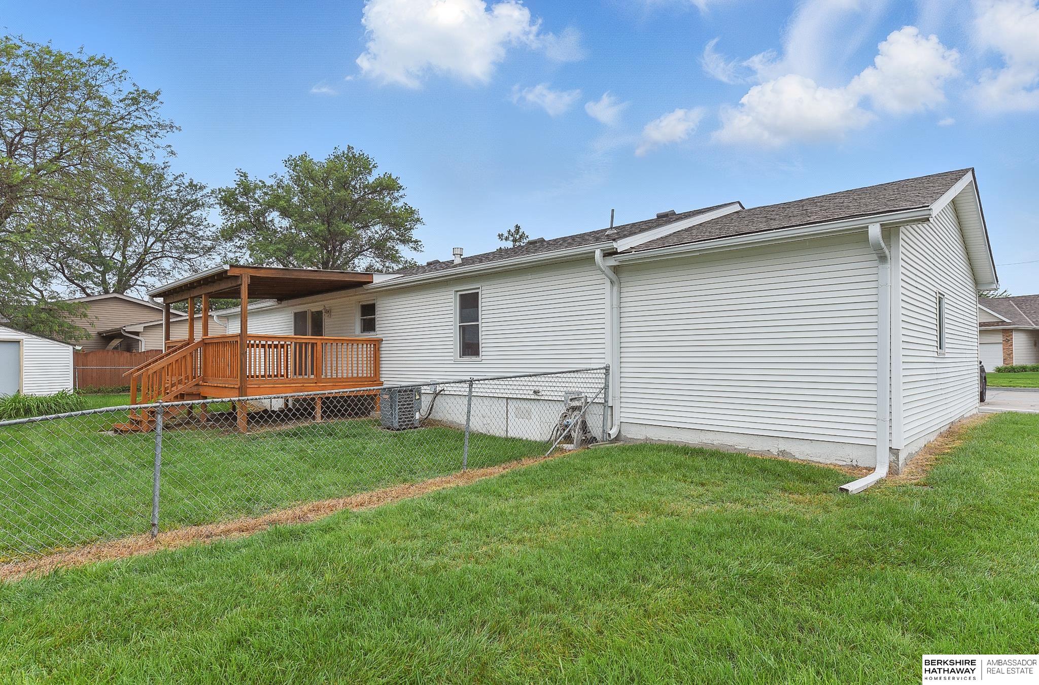 Valley, Nebraska 68064, United States, 3 Bedrooms Bedrooms, ,2 BathroomsBathrooms,Residential,Pending,144578