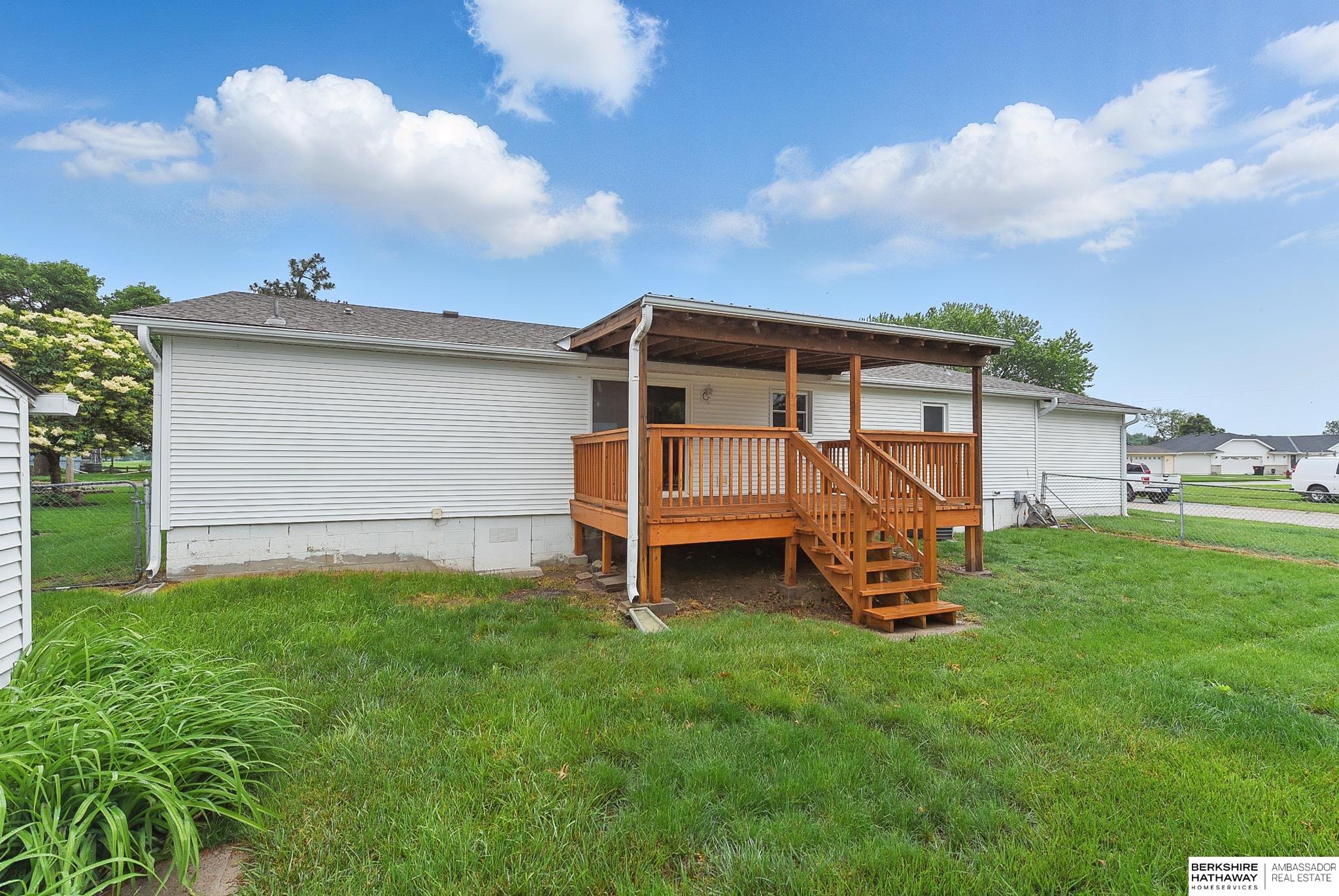 Valley, Nebraska 68064, United States, 3 Bedrooms Bedrooms, ,2 BathroomsBathrooms,Residential,Pending,144578