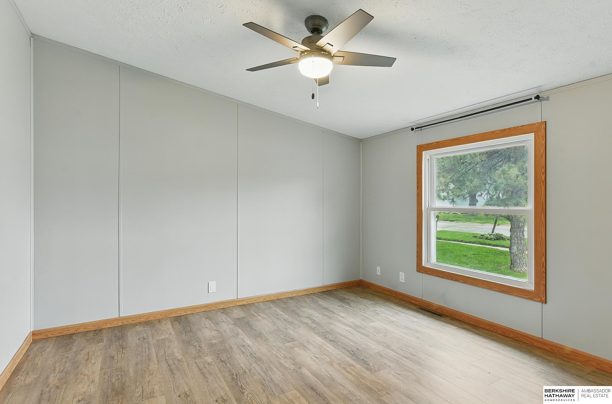 Valley, Nebraska 68064, United States, 3 Bedrooms Bedrooms, ,2 BathroomsBathrooms,Residential,Pending,144578