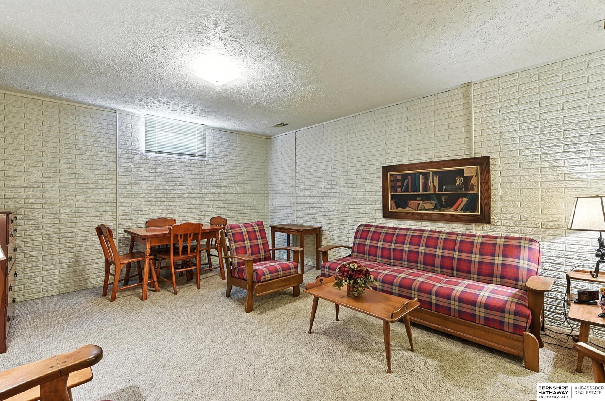 Omaha, Nebraska 68134, United States, 3 Bedrooms Bedrooms, ,2 BathroomsBathrooms,Residential,Active,230495