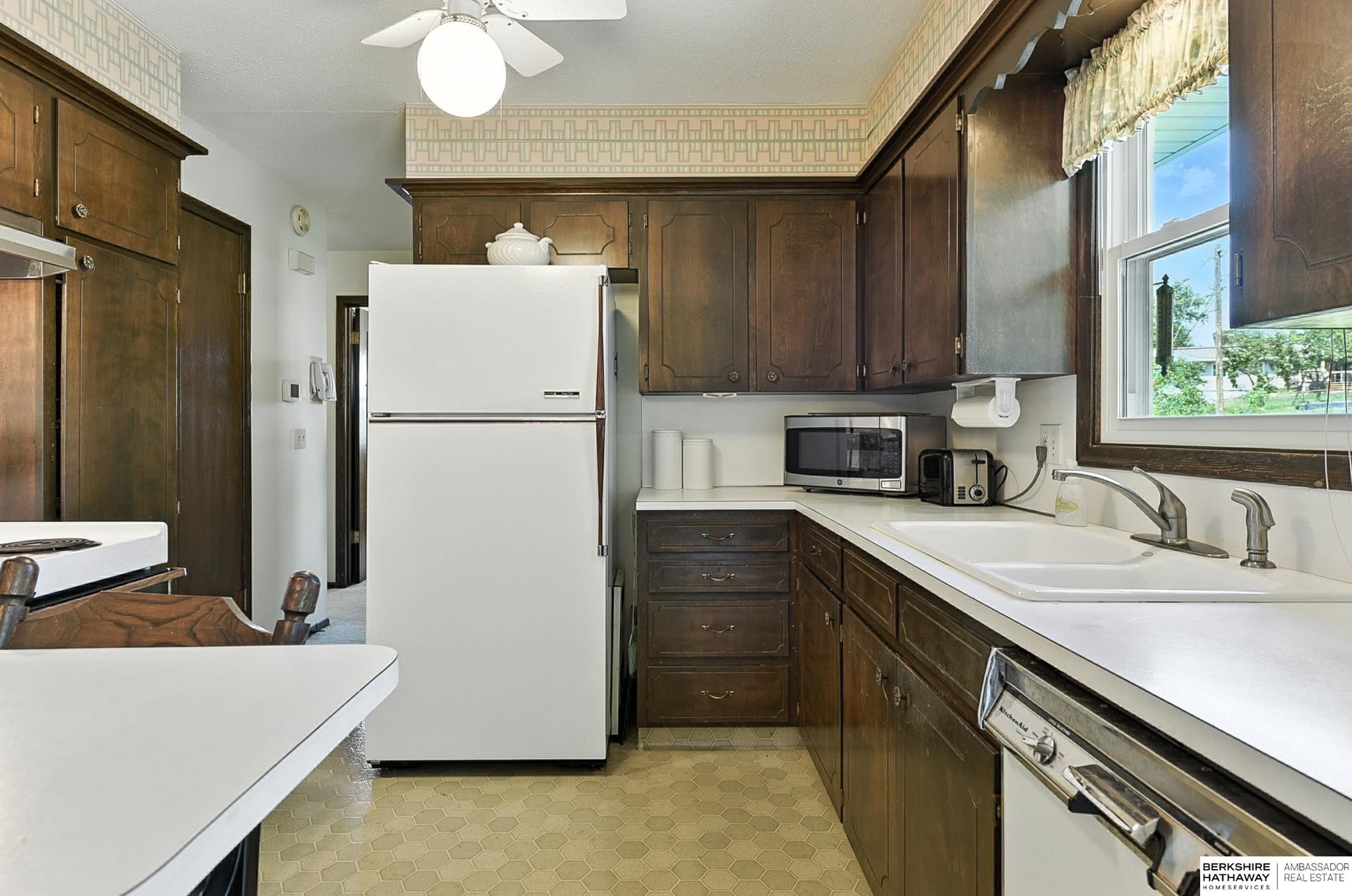 Omaha, Nebraska 68134, United States, 3 Bedrooms Bedrooms, ,2 BathroomsBathrooms,Residential,Active,230495