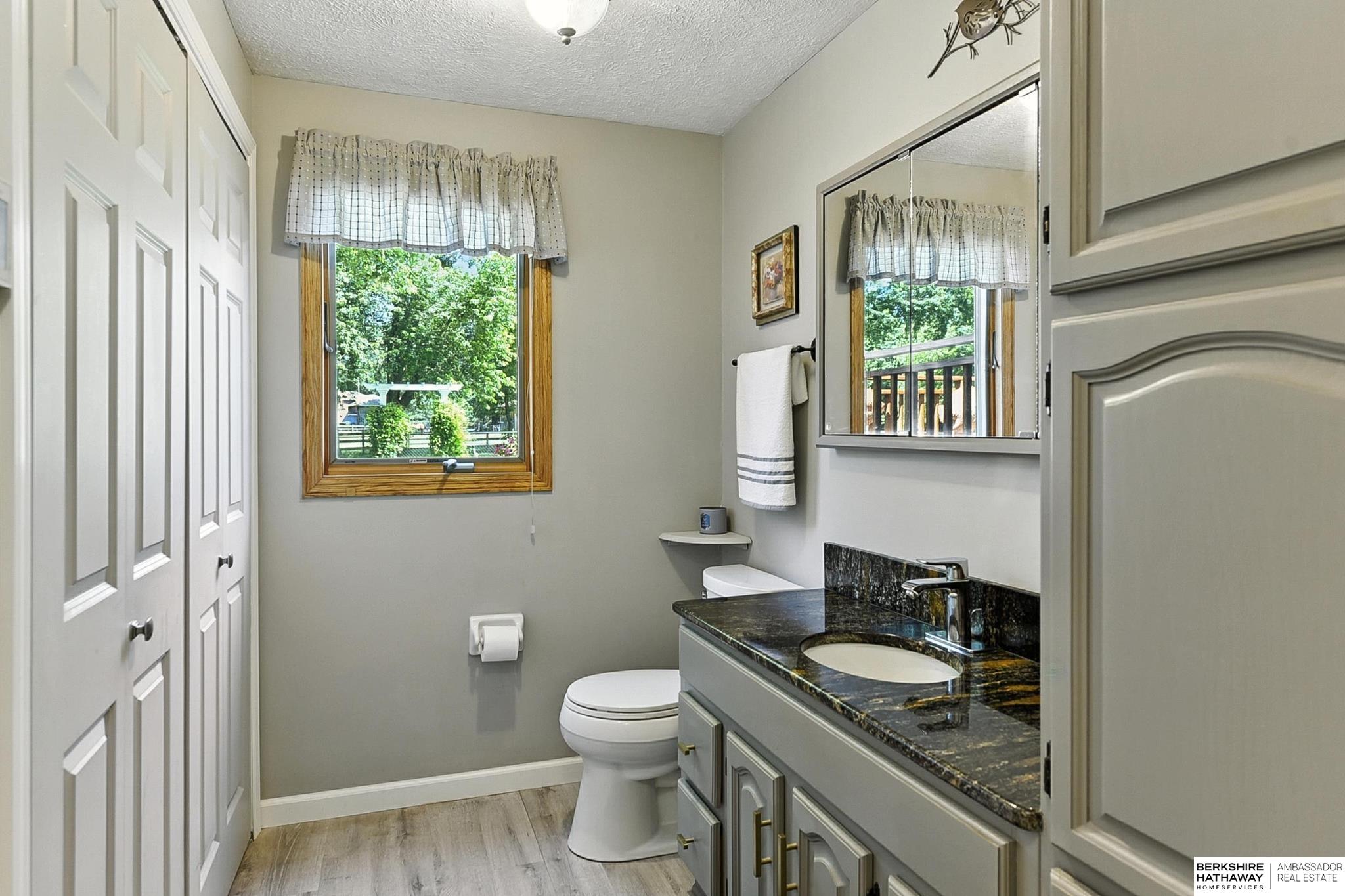 Omaha, Nebraska 68022, United States, 4 Bedrooms Bedrooms, ,3 BathroomsBathrooms,Residential,Active,156123