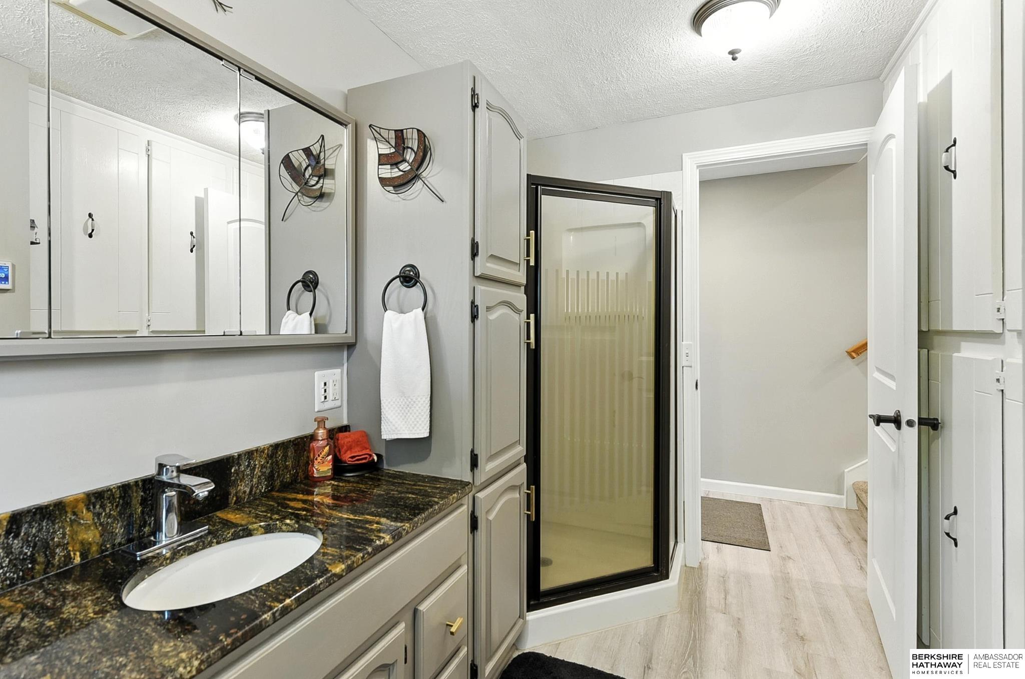 Omaha, Nebraska 68022, United States, 4 Bedrooms Bedrooms, ,3 BathroomsBathrooms,Residential,Active,156123