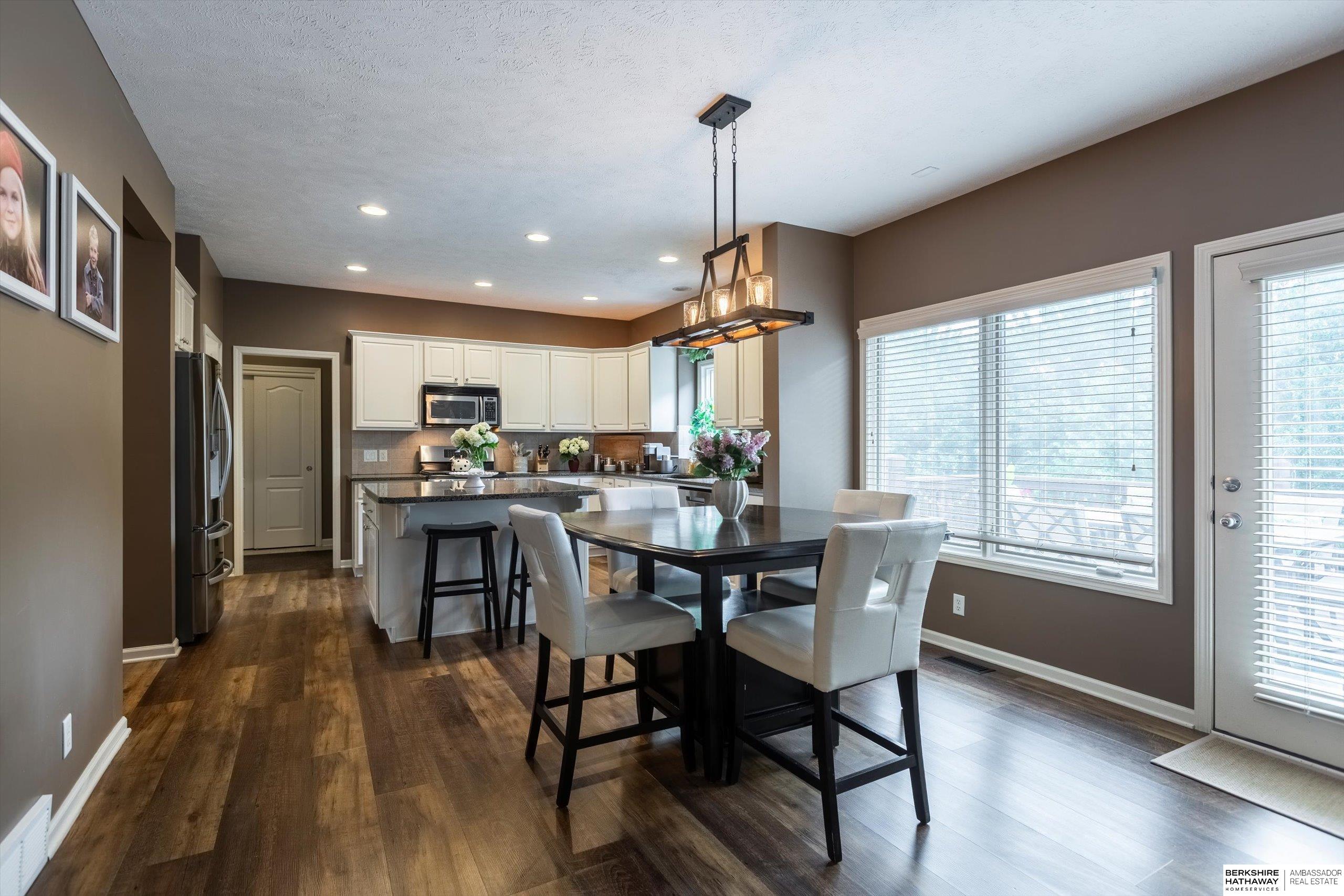 Omaha, Nebraska 68130, United States, 4 Bedrooms Bedrooms, ,4 BathroomsBathrooms,Residential,Active,209322