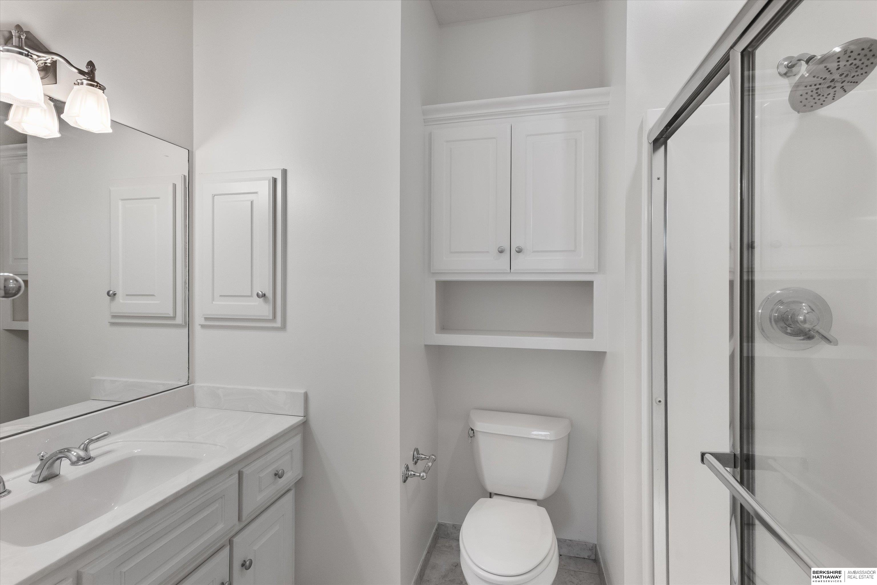 Bennington, Nebraska 68007, United States, 4 Bedrooms Bedrooms, ,3 BathroomsBathrooms,Residential,Active,137282