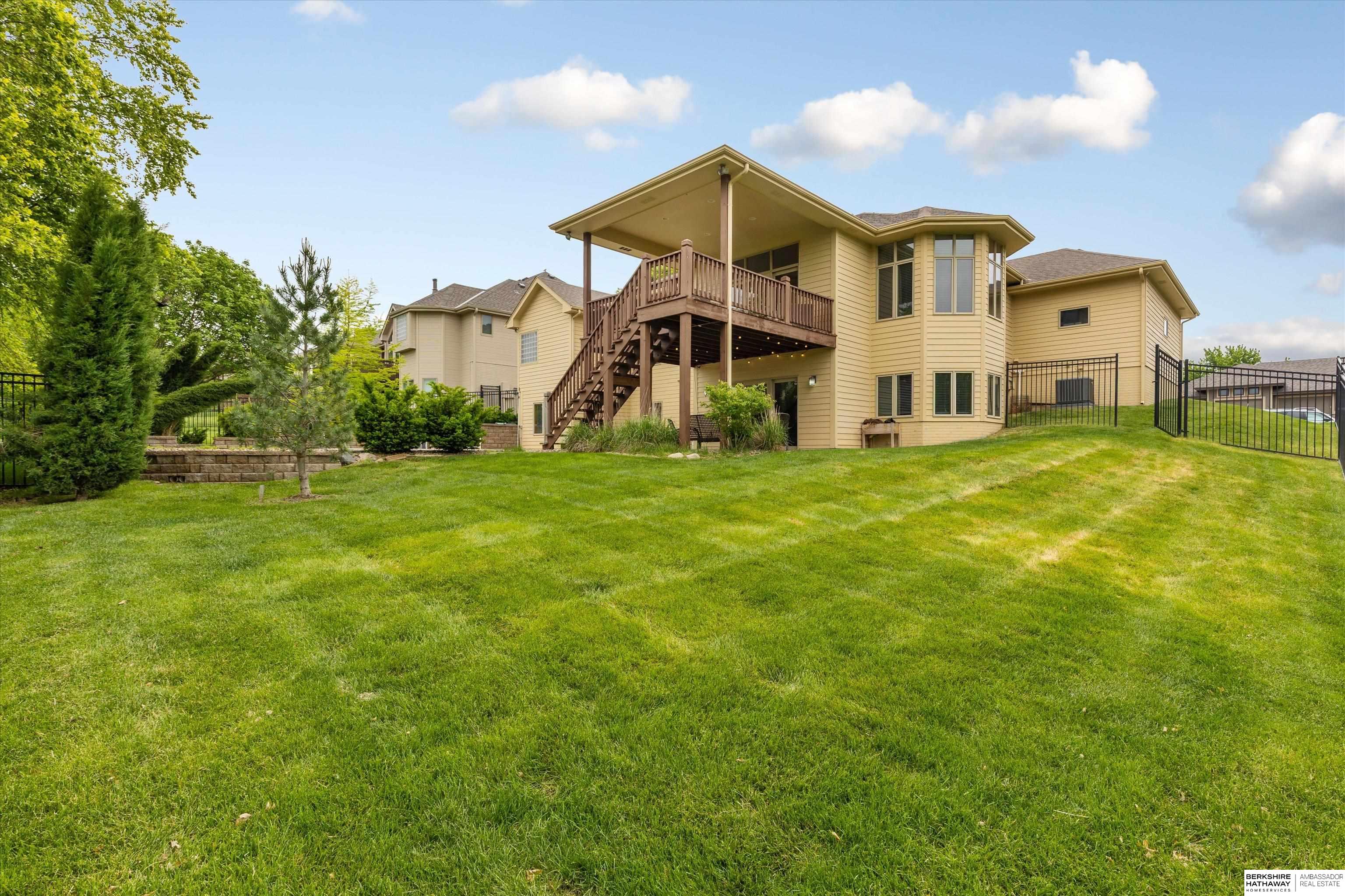 Bennington, Nebraska 68007, United States, 4 Bedrooms Bedrooms, ,3 BathroomsBathrooms,Residential,Active,137282