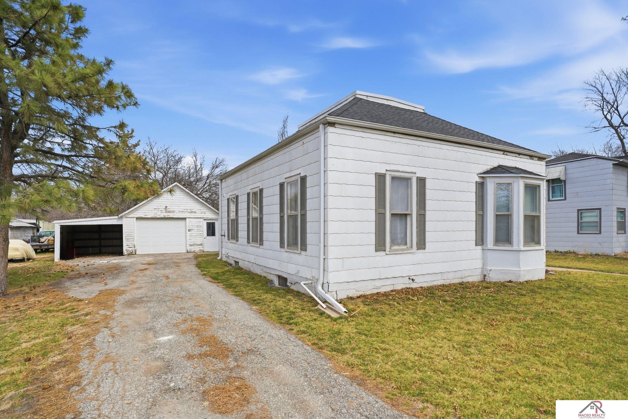 Photo 1 of 41 — 208 E York Street, Dewitt, NE 68341