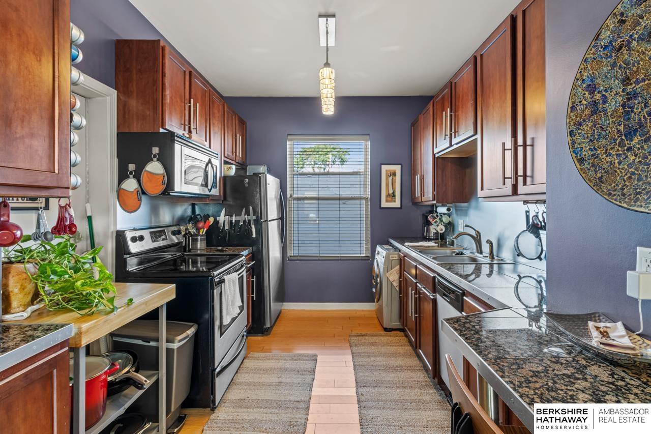 Omaha, Nebraska 68102, United States, 1 Bedroom Bedrooms, ,1 BathroomBathrooms,Residential,Active,181184