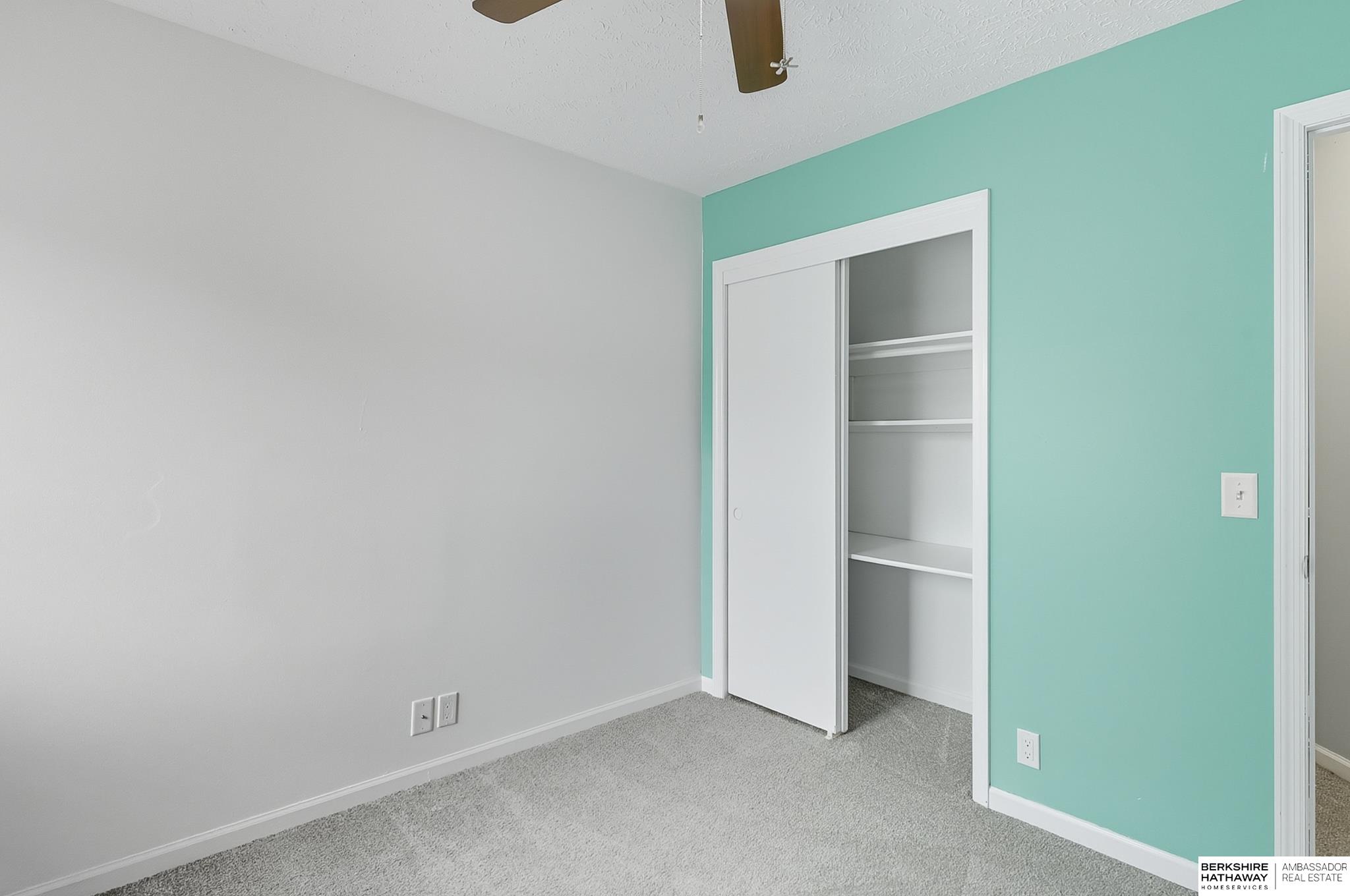 Omaha, Nebraska 68164, United States, 4 Bedrooms Bedrooms, ,2 BathroomsBathrooms,Residential,Pending,211293