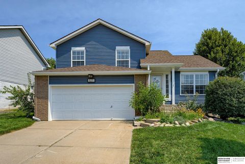 Photo of 8211 N 153rd Terrace, Bennington, NE 68007 (MLS # 22606209)